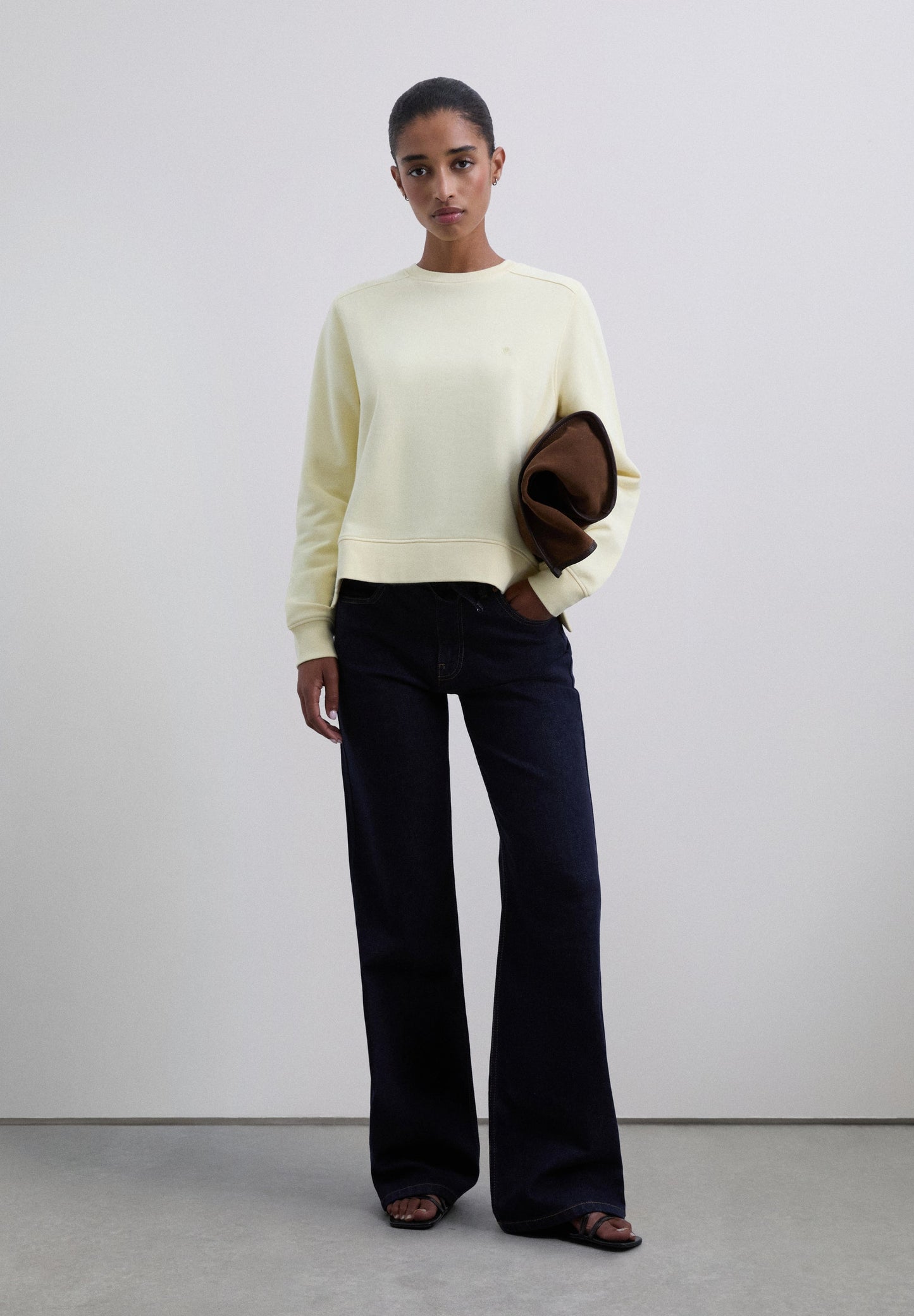 BASIC SWEATER DOODSHOOFD