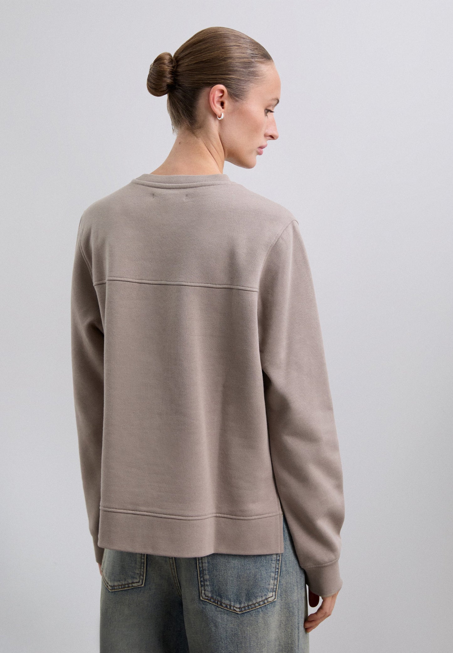 BASIC-HOODY MIT TOTENKOPF