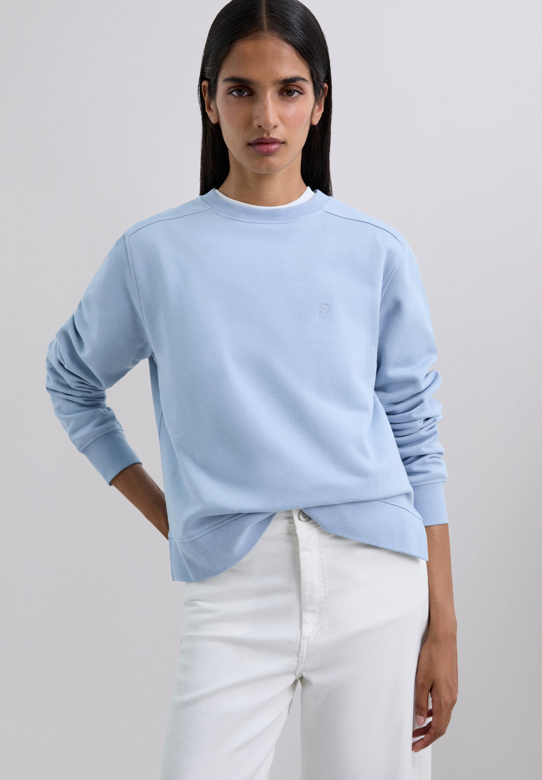 BASIC SKULL SWEATSHIRT