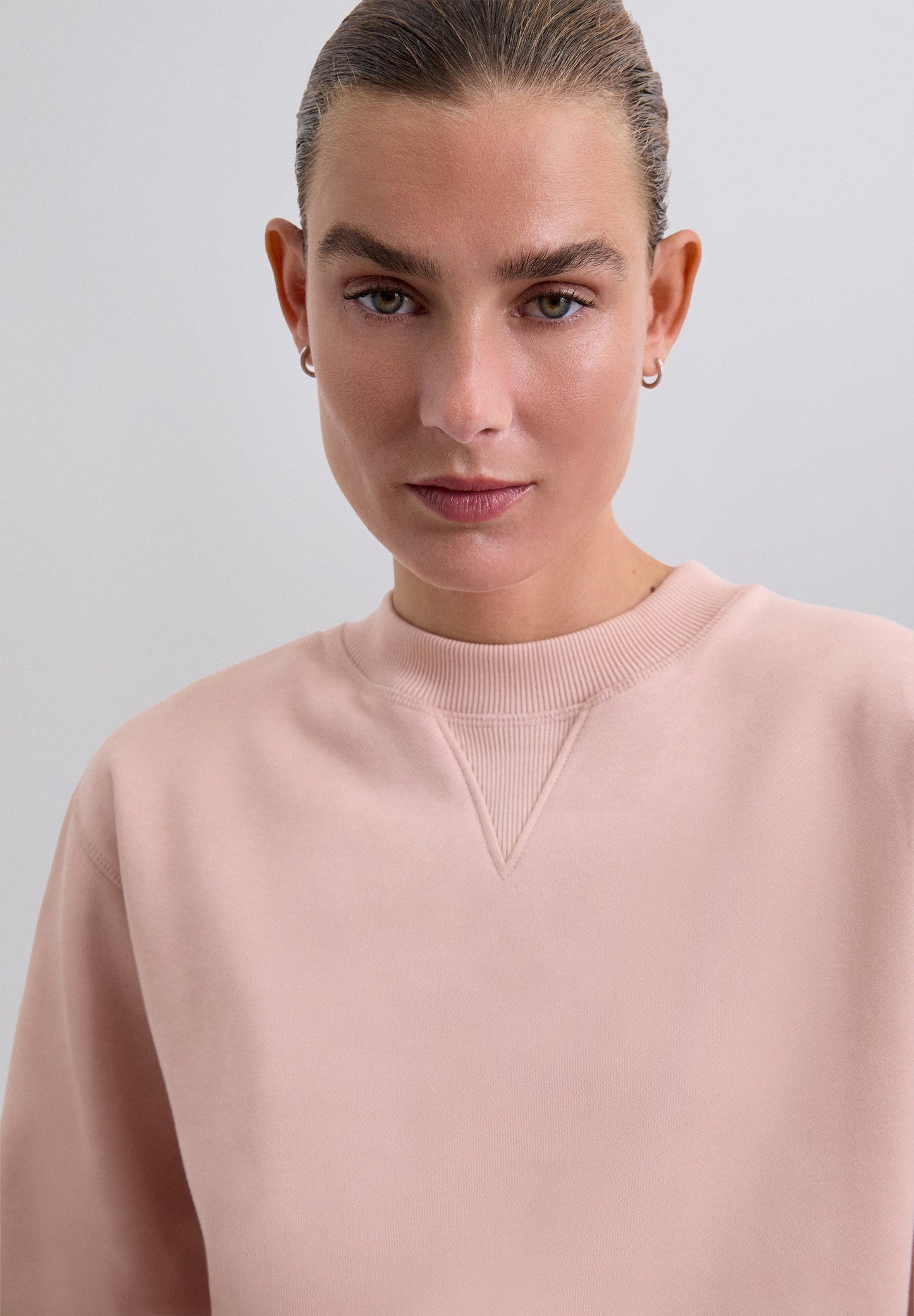 SWEAT SKULL PAILLETÉ DANS LE DOS