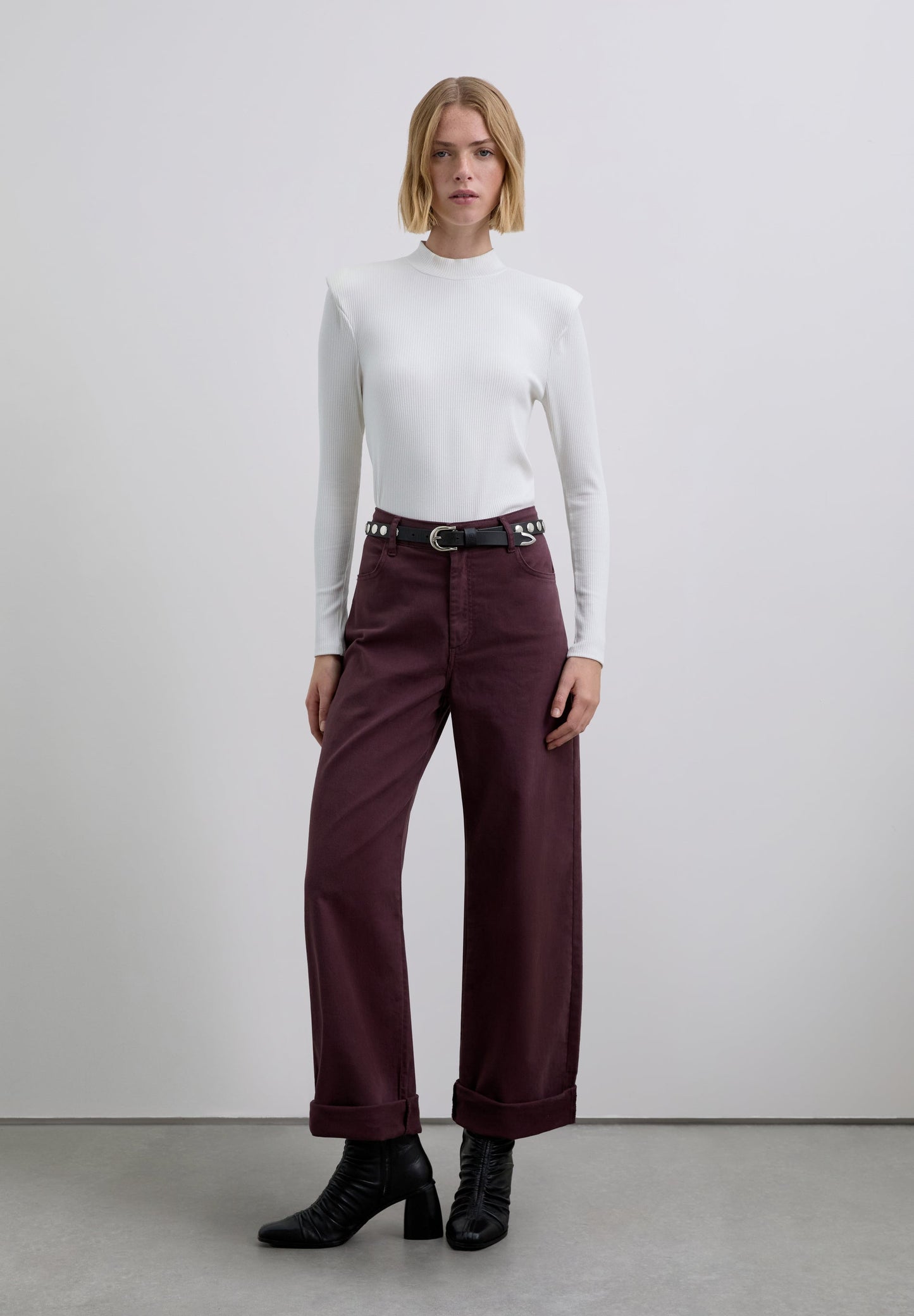 TOP MANCHES LONGUES À ÉPAULETTES