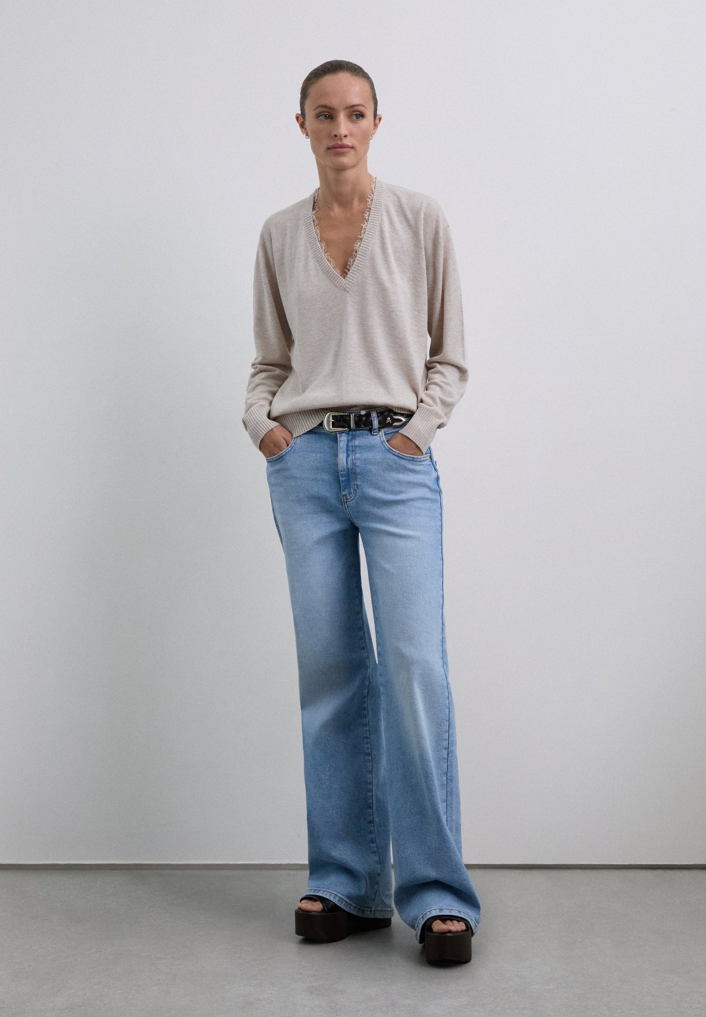 JERSEY ESCOTE V ENCAJE - Scalpers