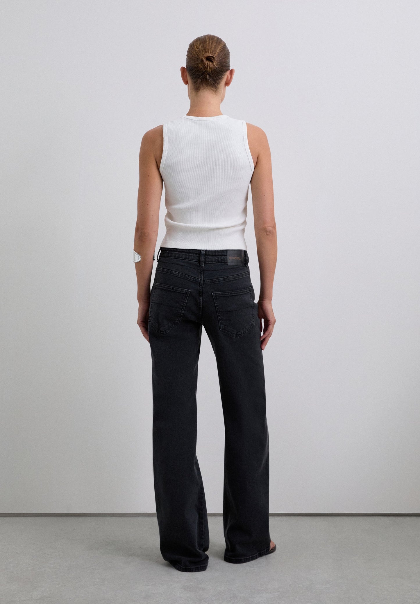 PANTALON TAILLE MOYENNE