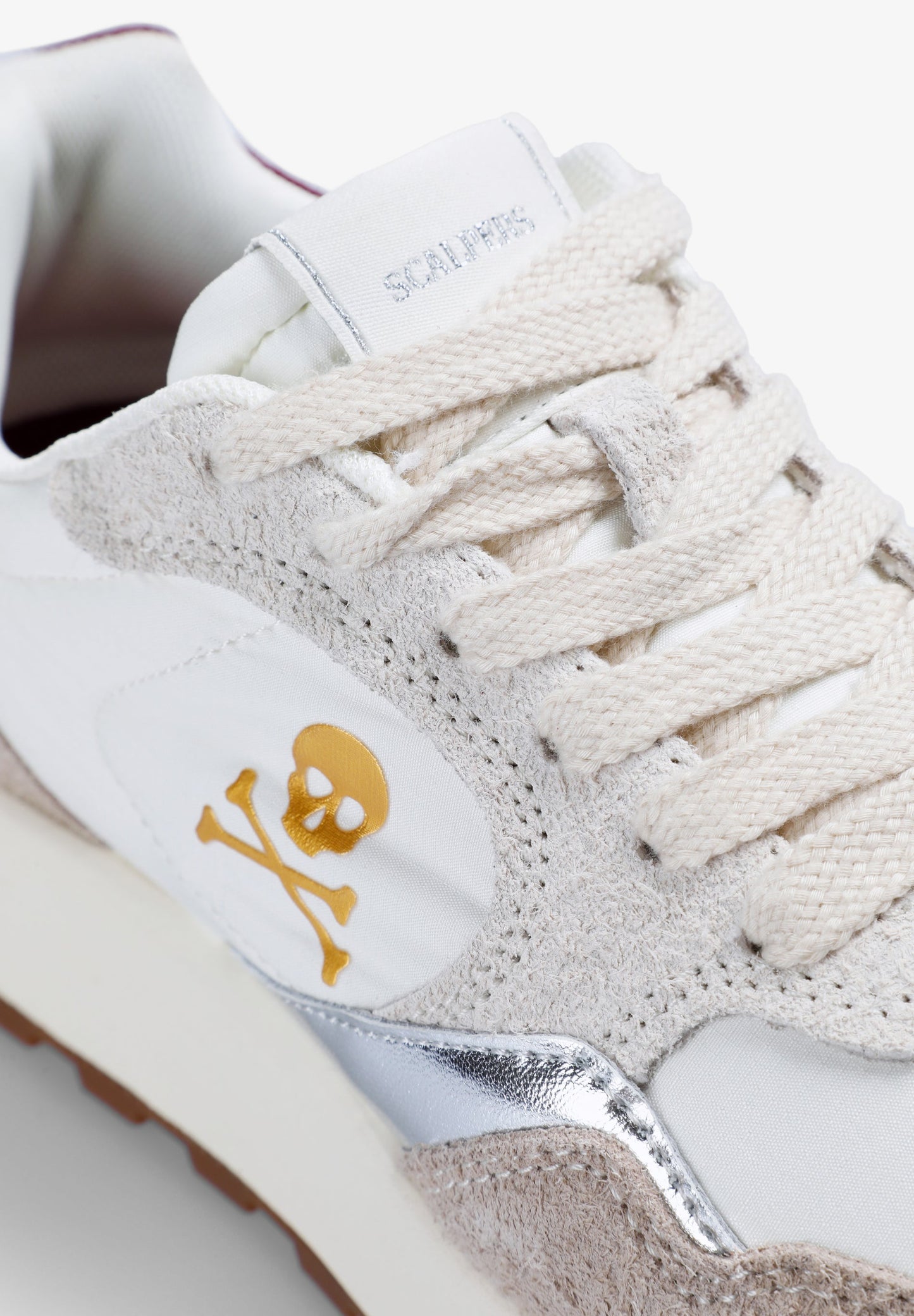 CONTRAST MULTI-TEXTURE SNEAKERS