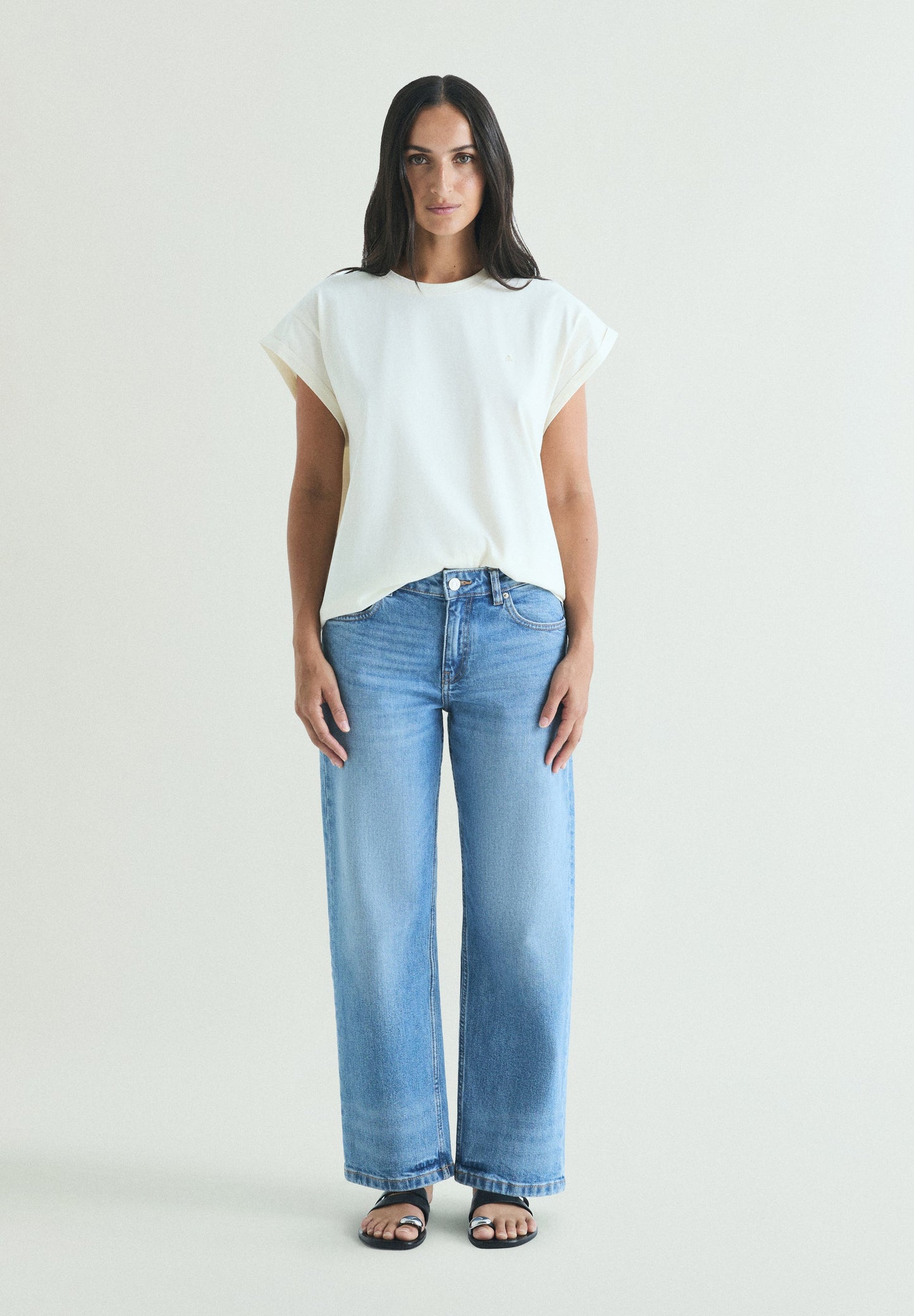 SCNOS SCPLAIN SKULL TEE