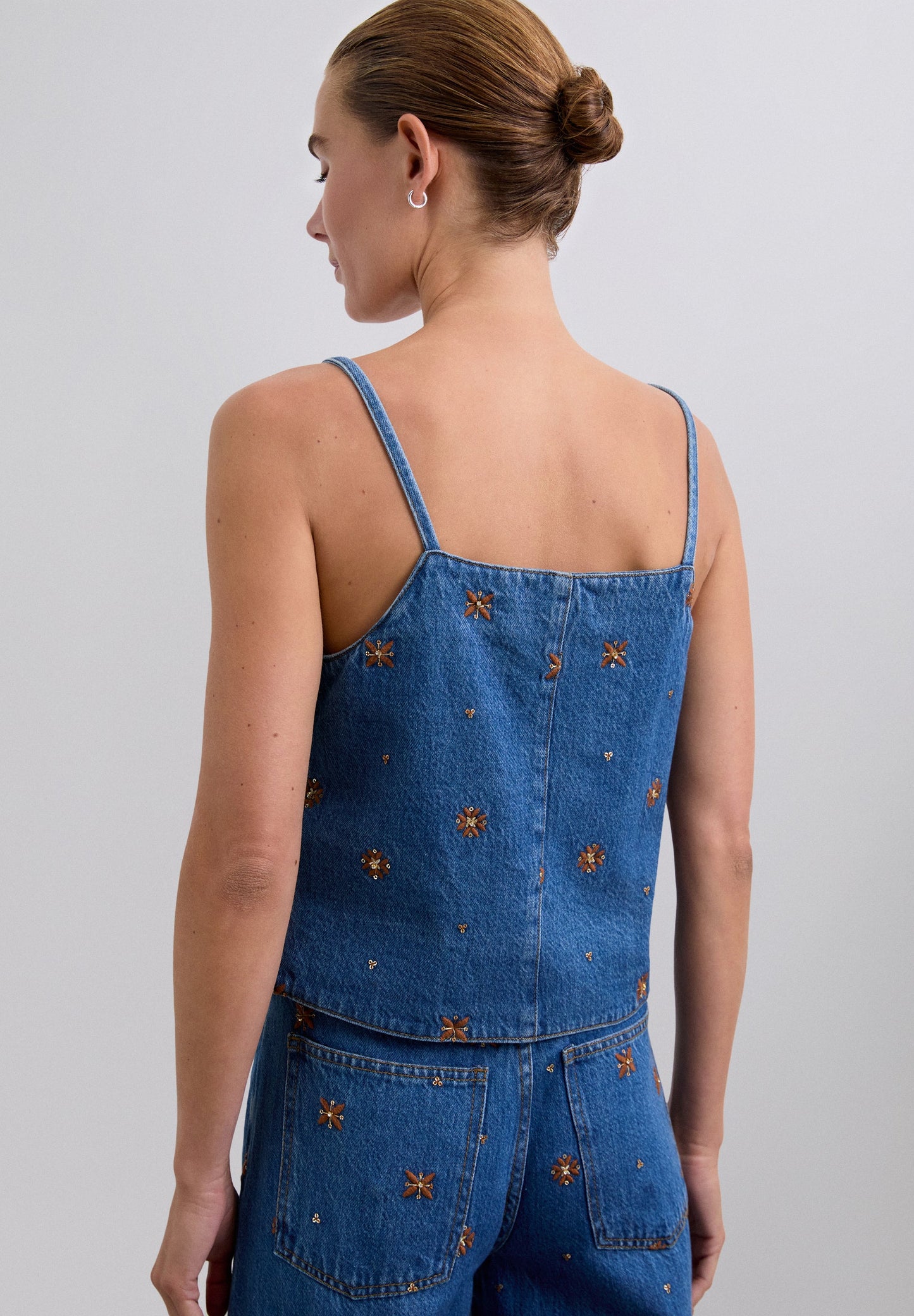SCEMBFLOWER VEST
