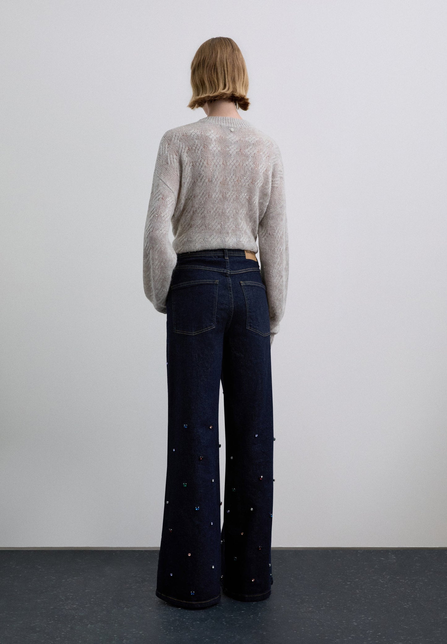 PANTALON DENIM AVEC PERLES