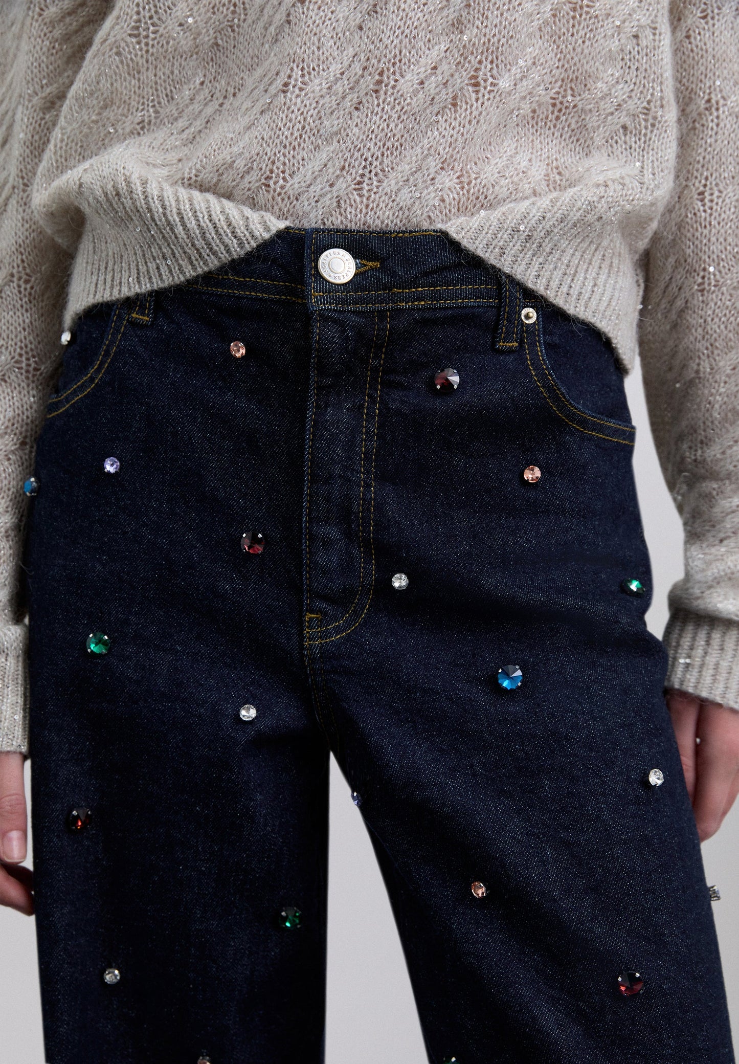 PANTALON DENIM AVEC PERLES