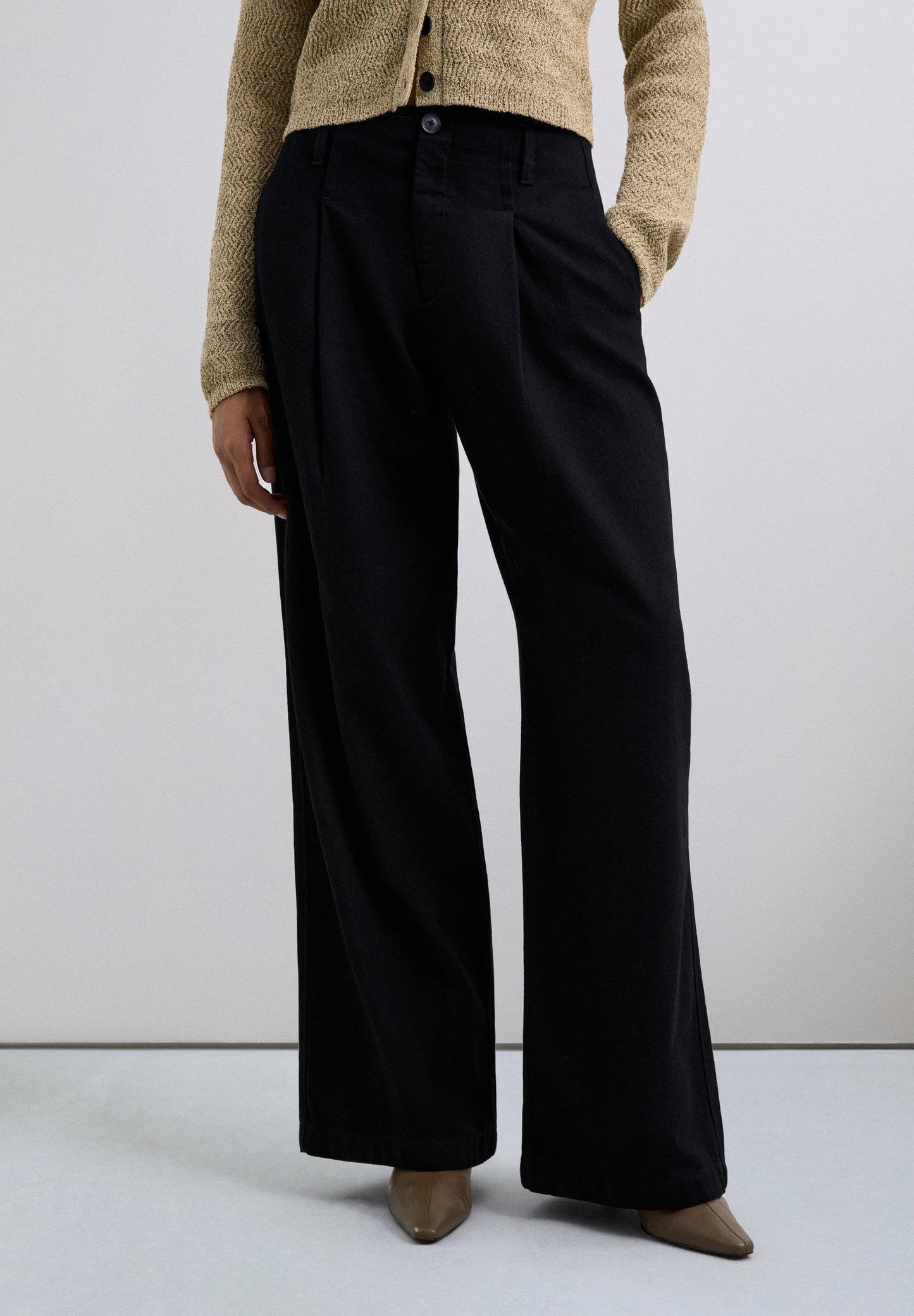 DARTED COTTON TROUSERS