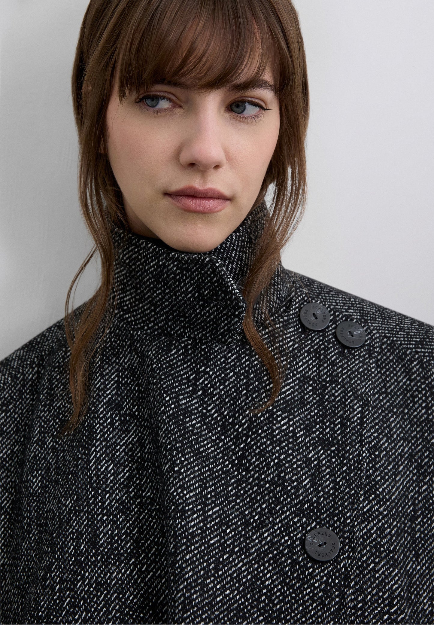 ÜBERKREUZTE TWILL-JACKE