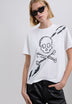 T-SHIRT MIT TOTENKOPF-PRINT