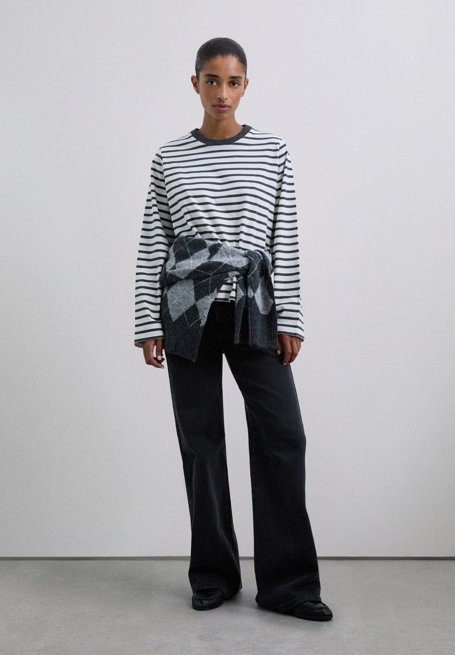 LONG SLEEVE STRIPED T-SHIRT