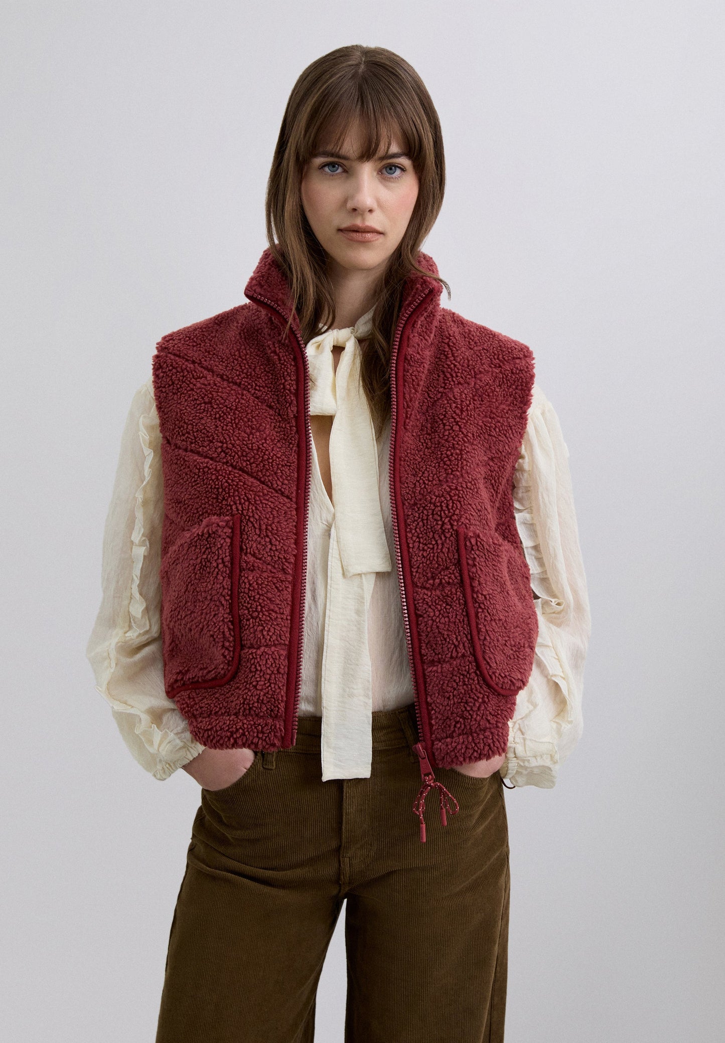 VESTE SANS MANCHES POLAIRE AJUSTABLE