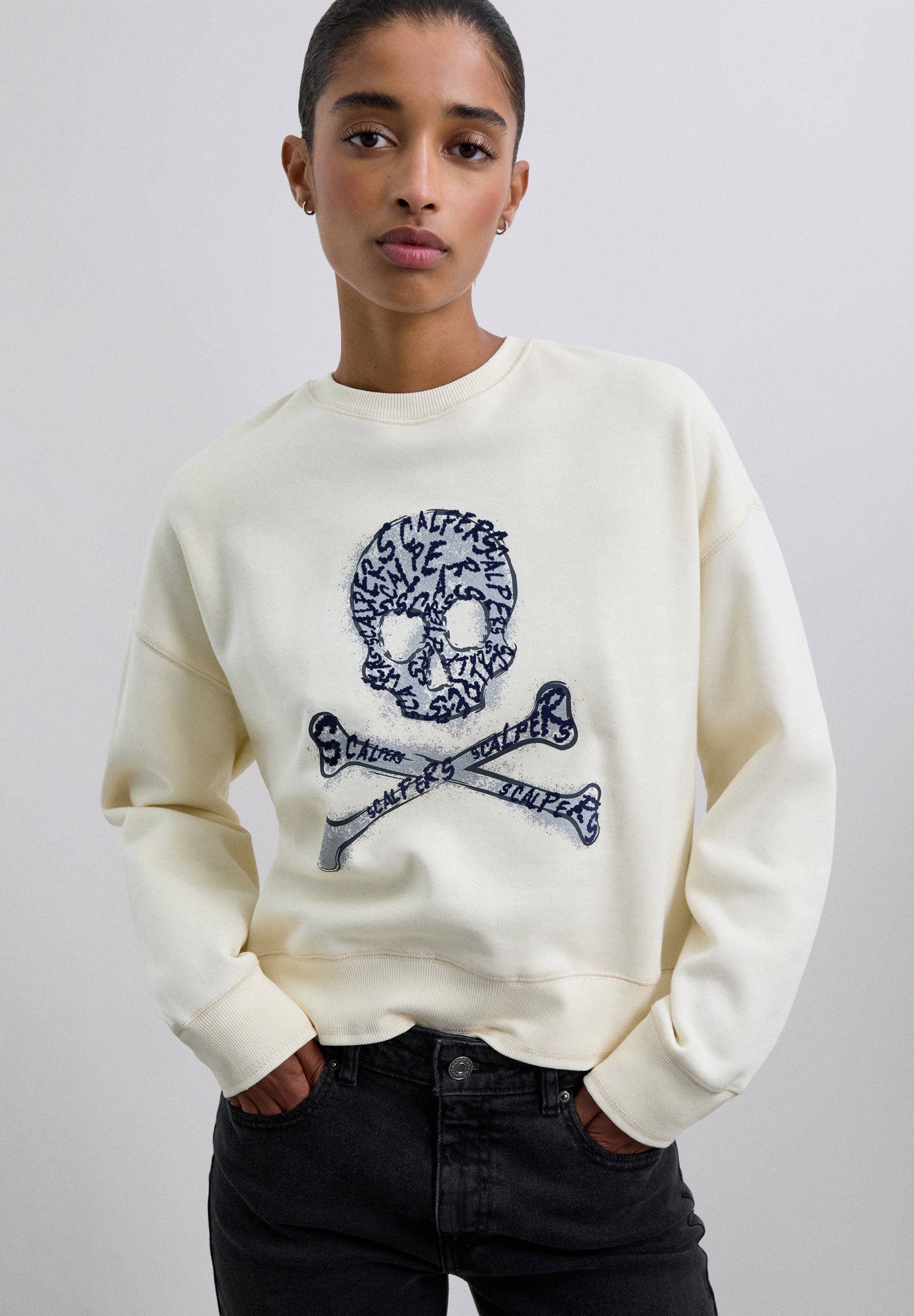 FLOCKED SKULL HOODIE