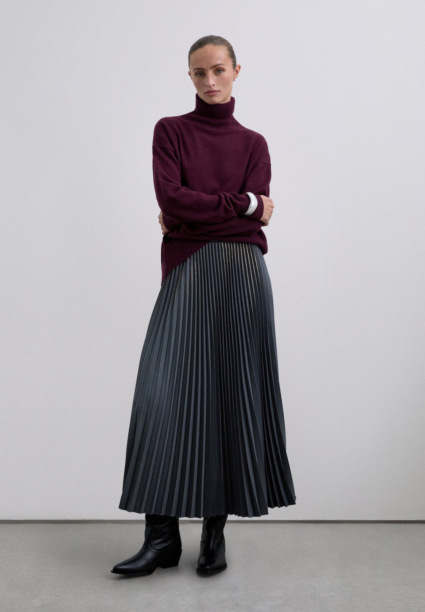 SCLUREXPLEATED SKIRT