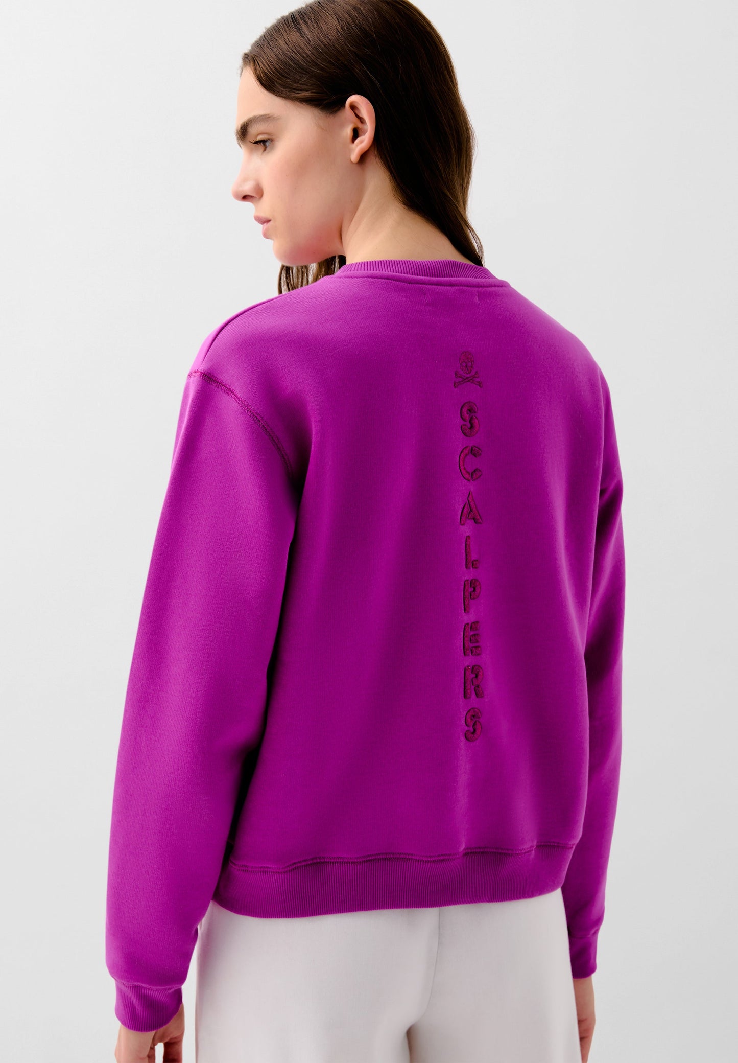 SWEAT BRODÉ LOGO ARRIÈRE