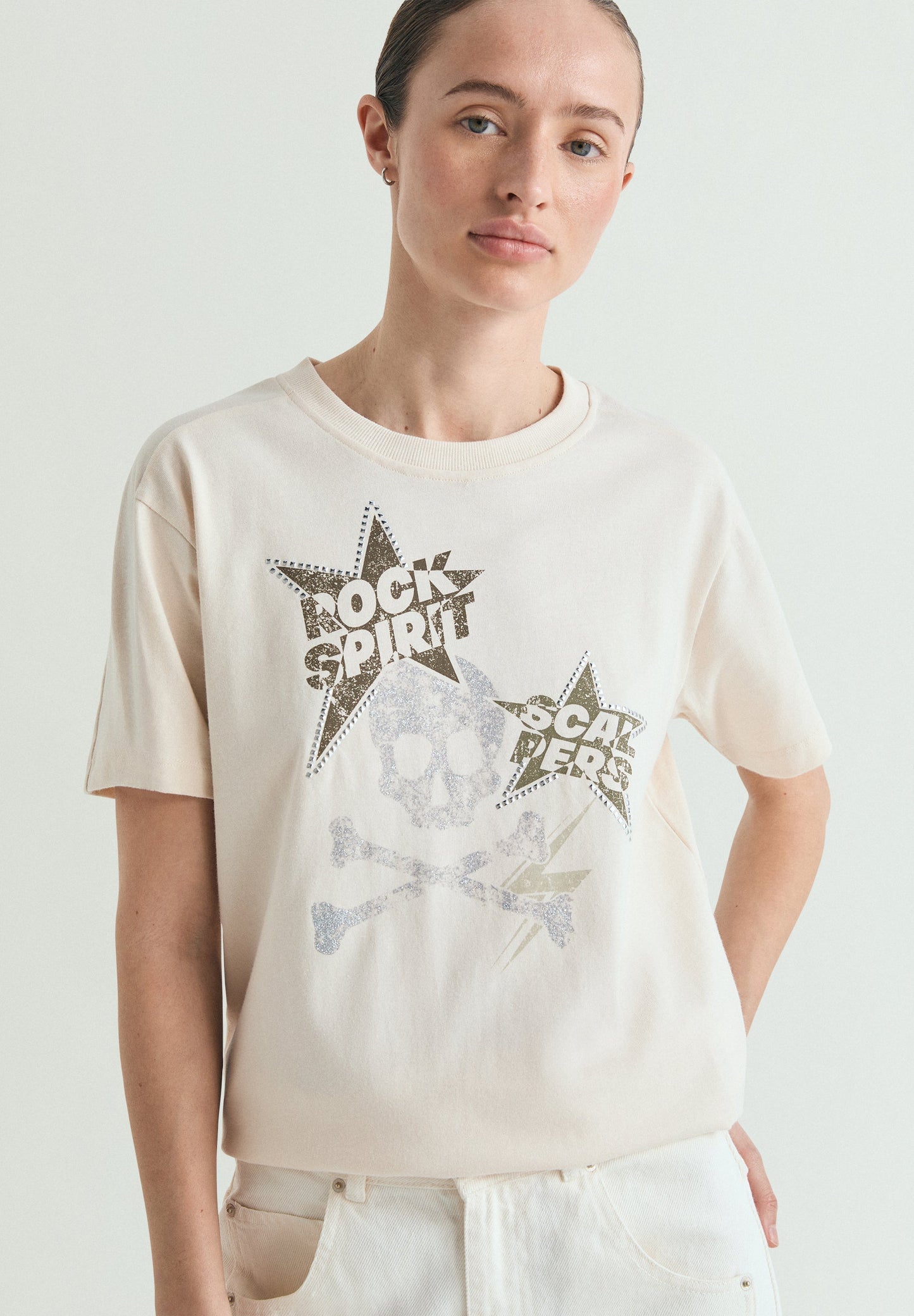 T-SHIRT ROCK MIT TOTENKOPF