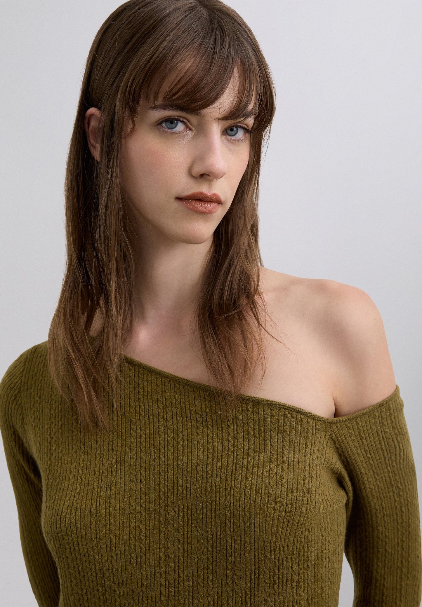 PULL ASYMÉTRIQUE CAPE AMOVIBLE