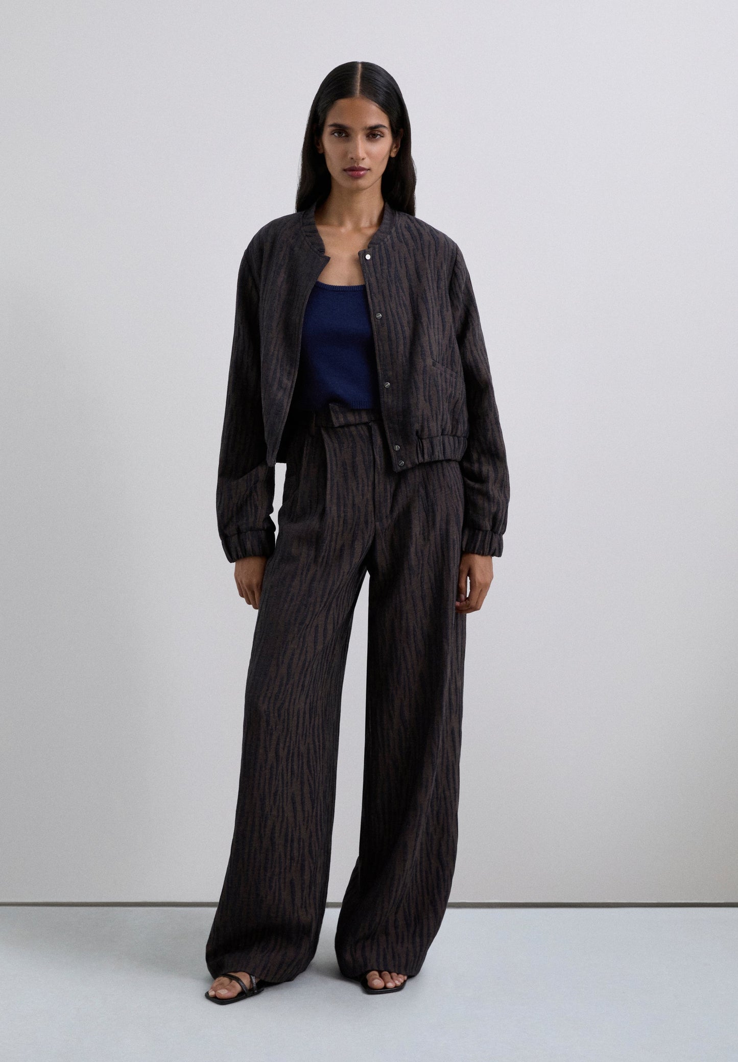 JACQUARD-HOSE MIT ANIMAL-PRINT