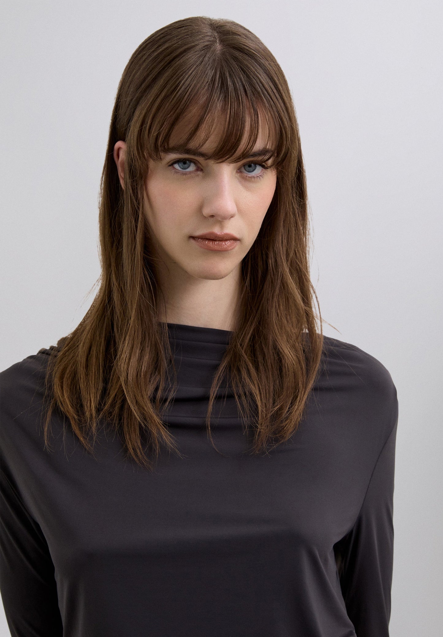 T-SHIRT DÉCOLLETÉ DRAPÉ