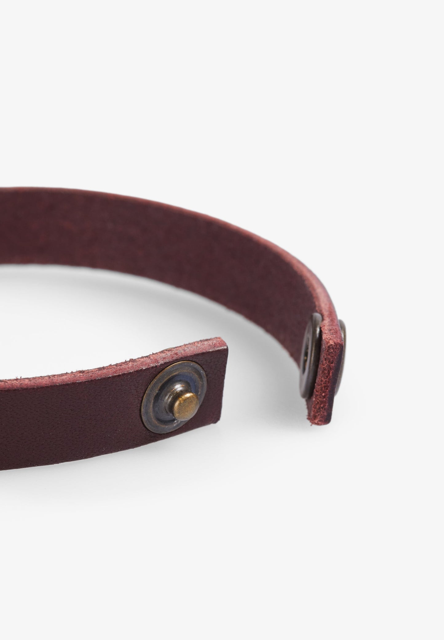 ARMBAND 100% LEDER MIT TOTENKOPF