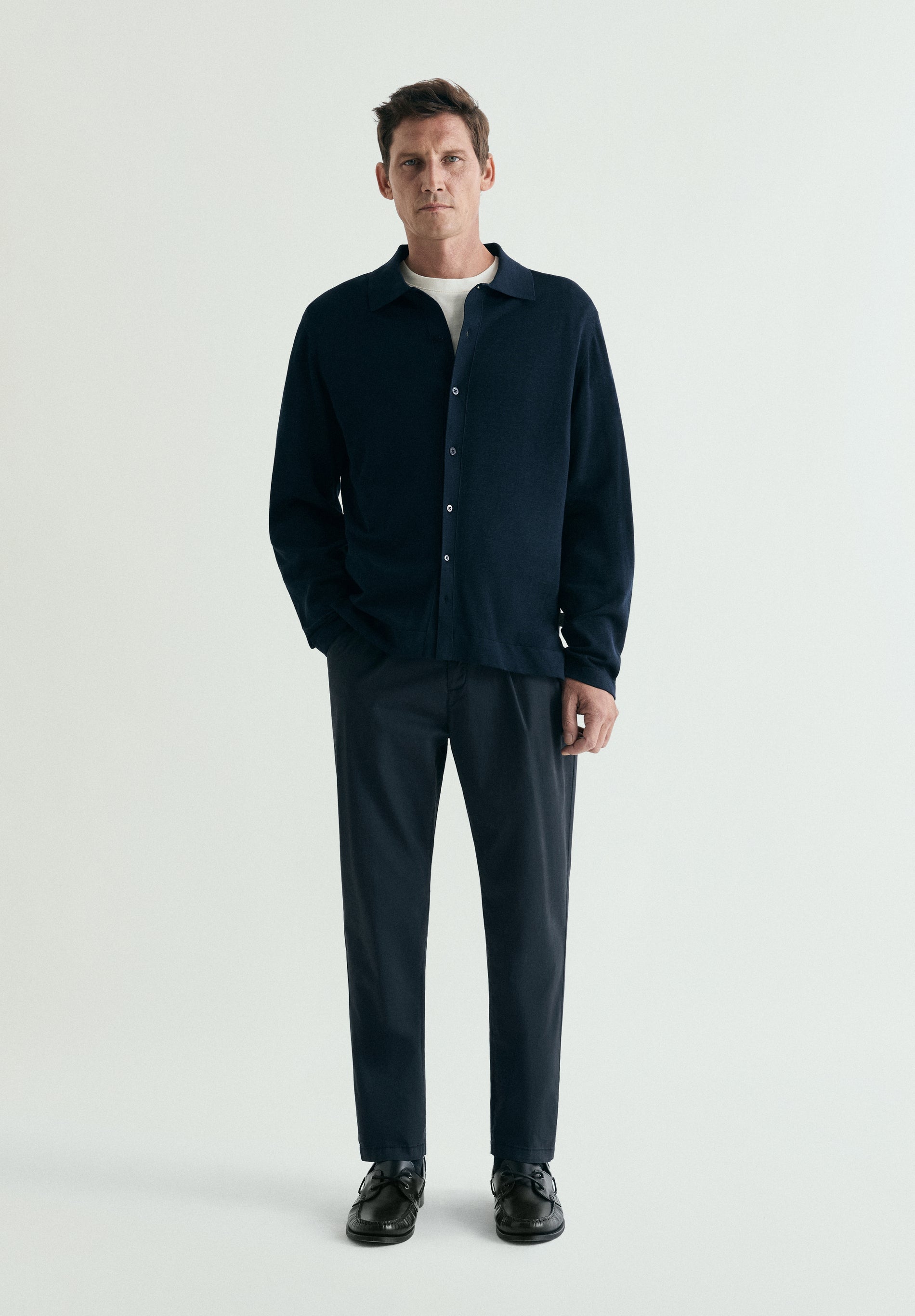 PANTALON PINCES DEVANT