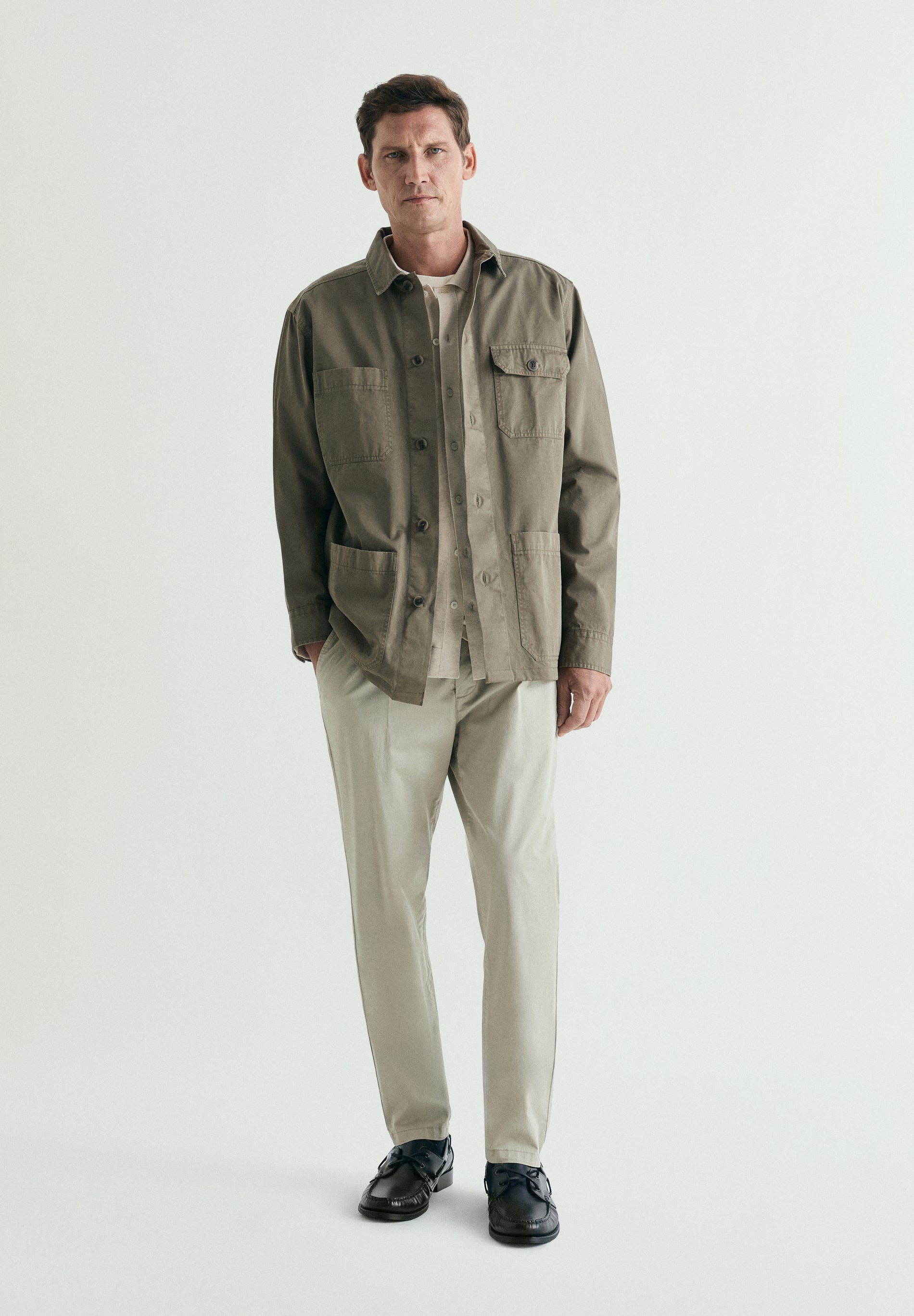 PANTALON PINCES DEVANT