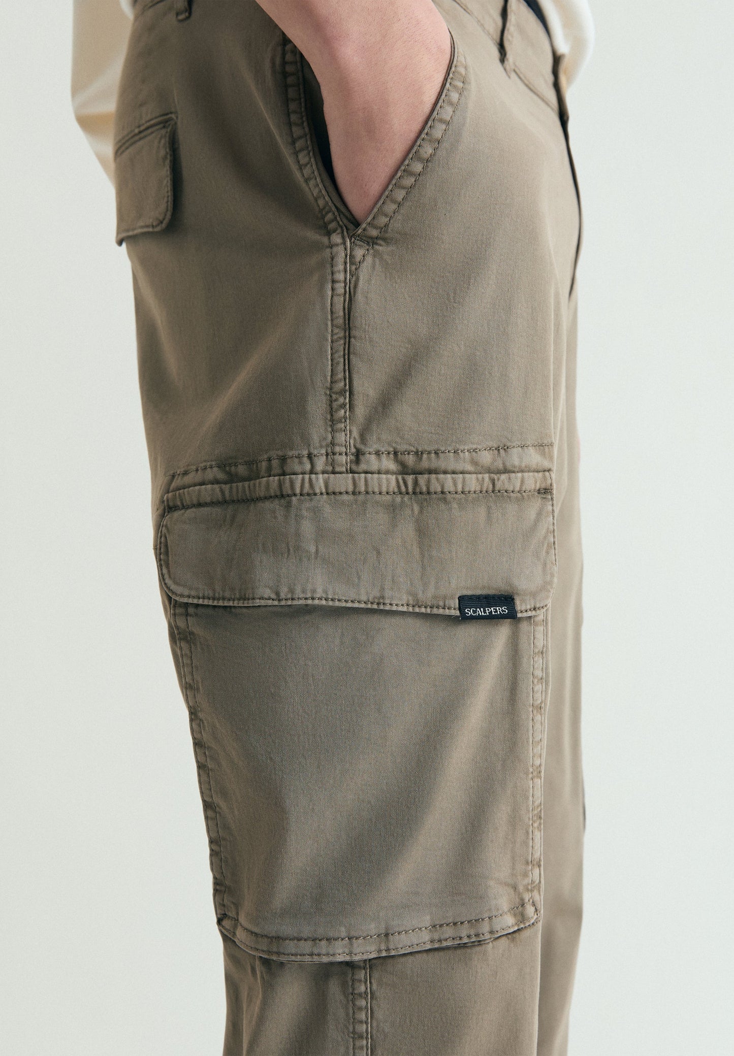 CARGO TROUSERS