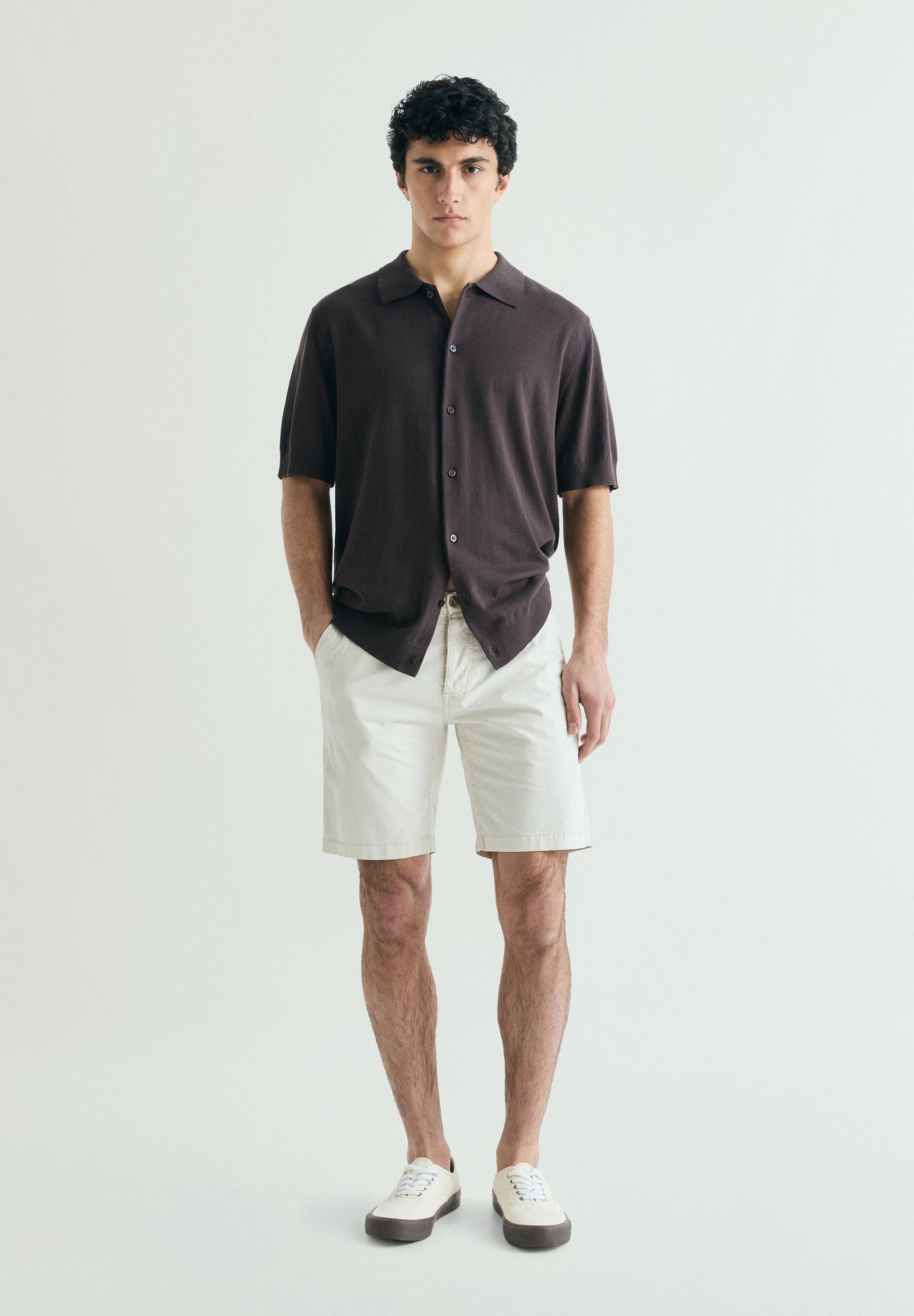 BASIC ORGANIC COTTON BERMUDA SHORTS