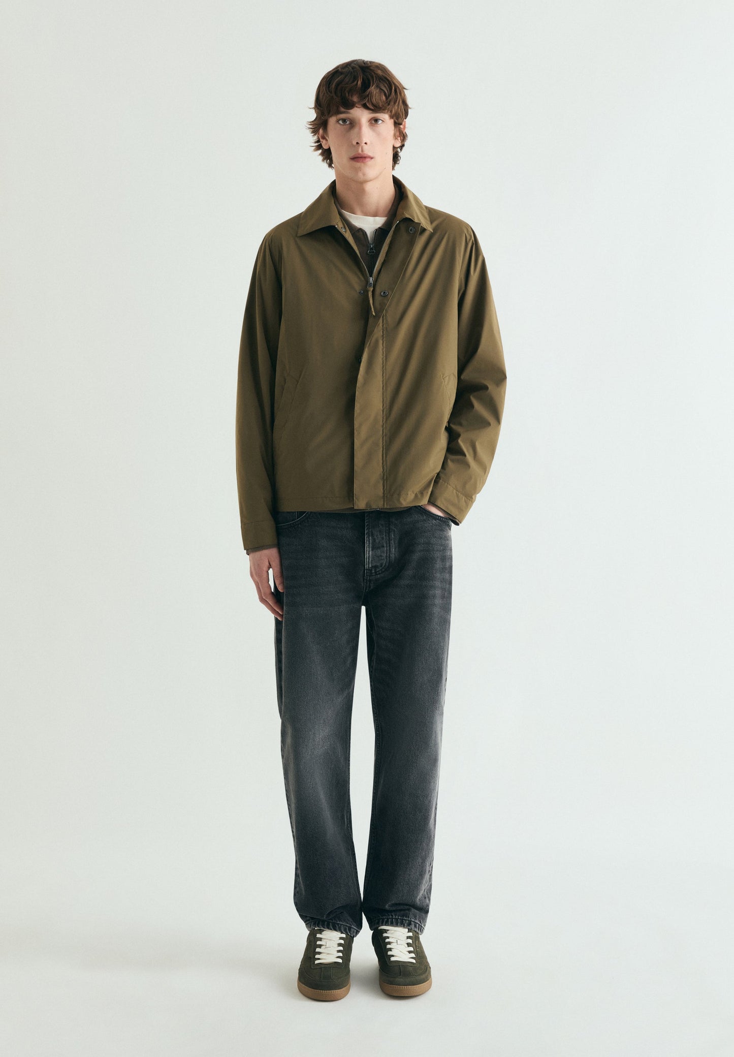 VESTE TECHNIQUE AVEC FERMETURE ÉCLAIR