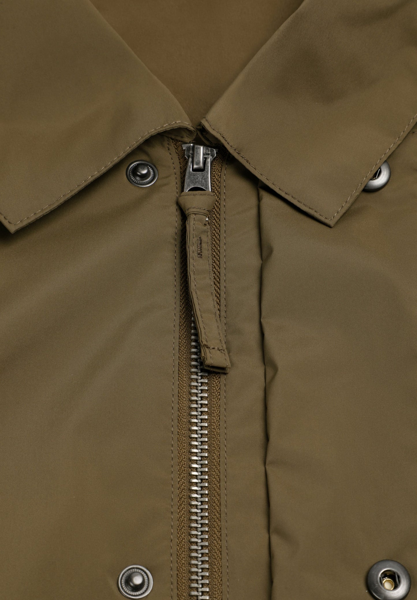TECHNISCHER CARDIGAN MIT REISSVERSCHLUSS