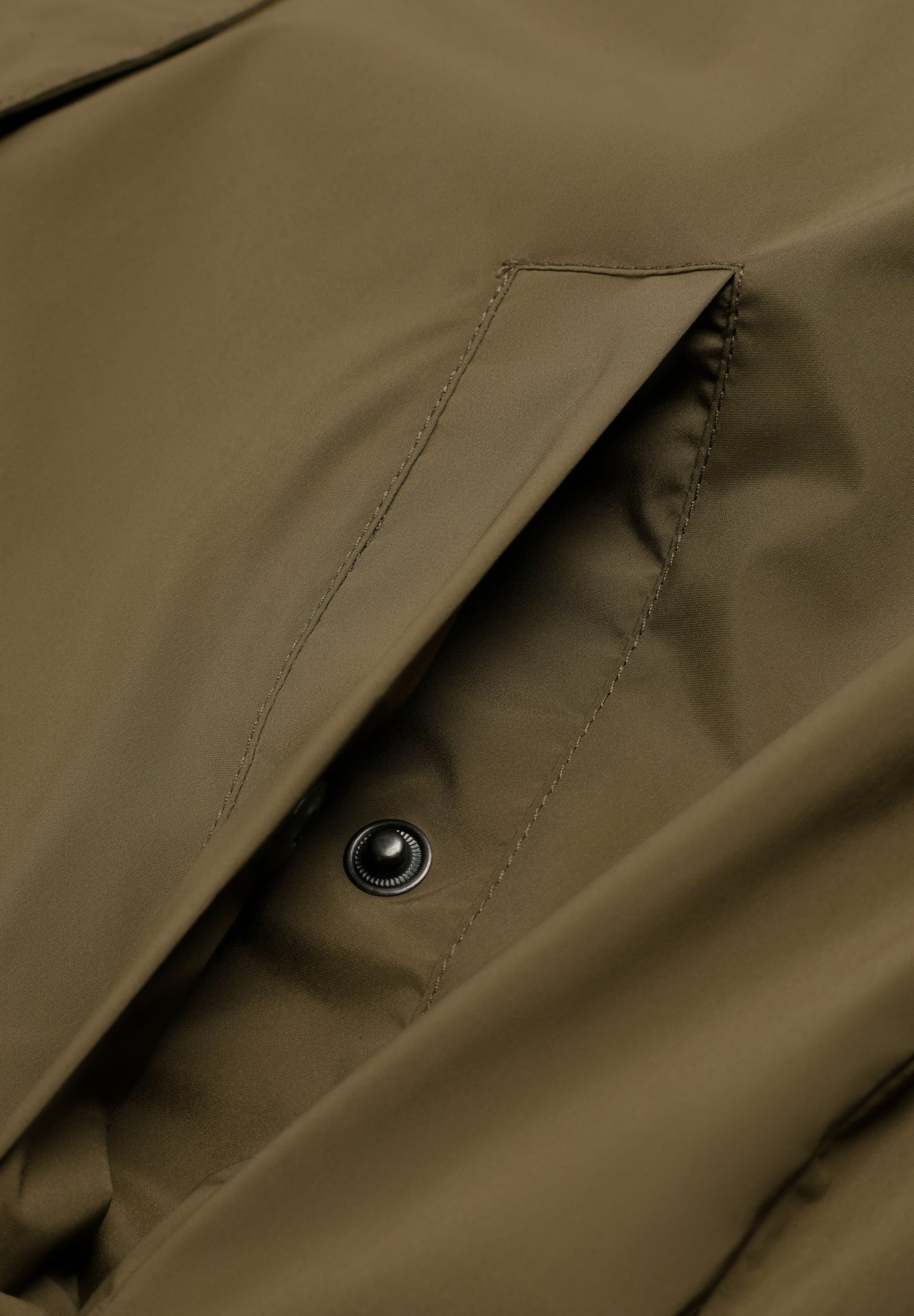 TECHNISCHER CARDIGAN MIT REISSVERSCHLUSS