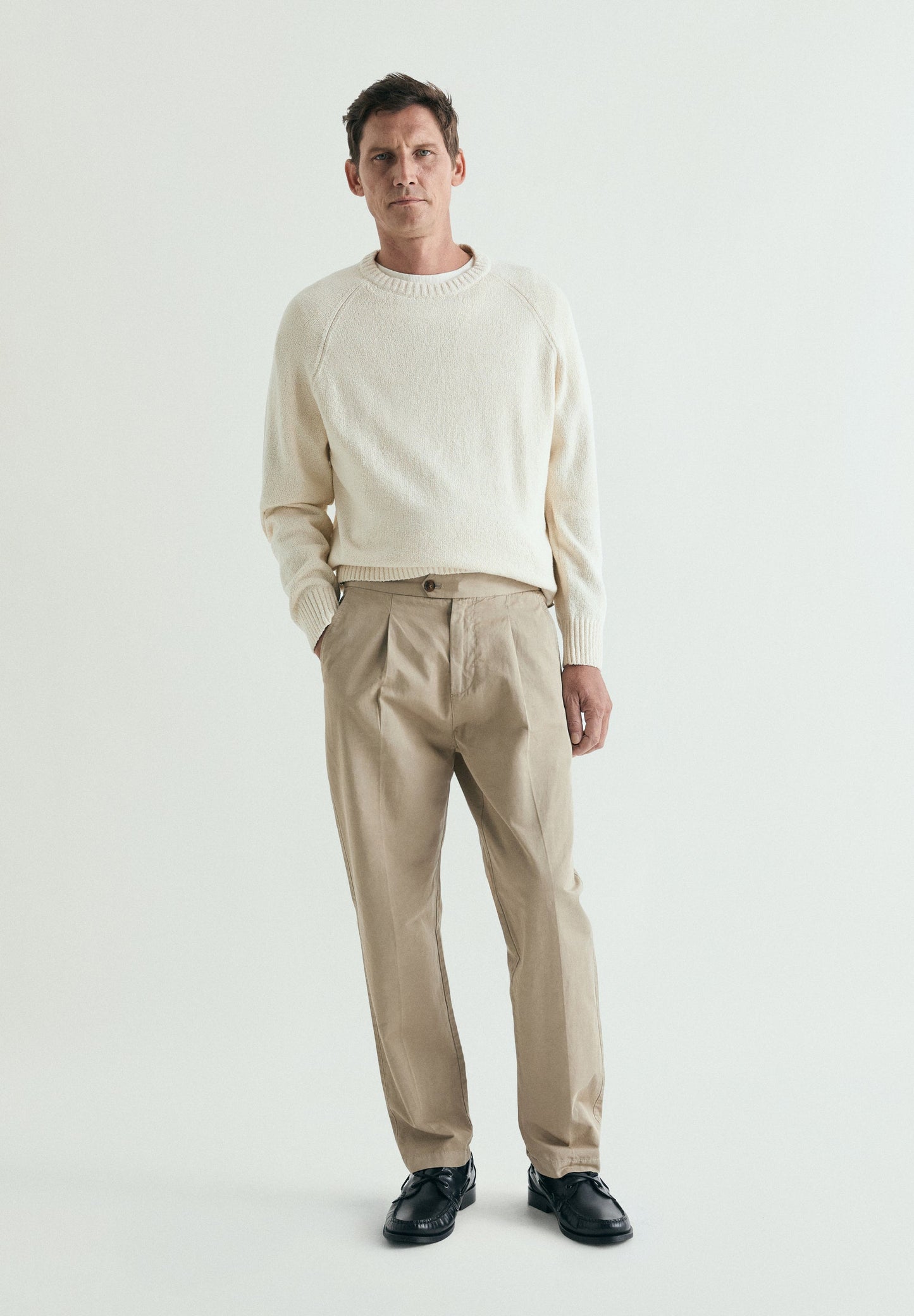 BUNDFALTENHOSE IM SLIM-FIT