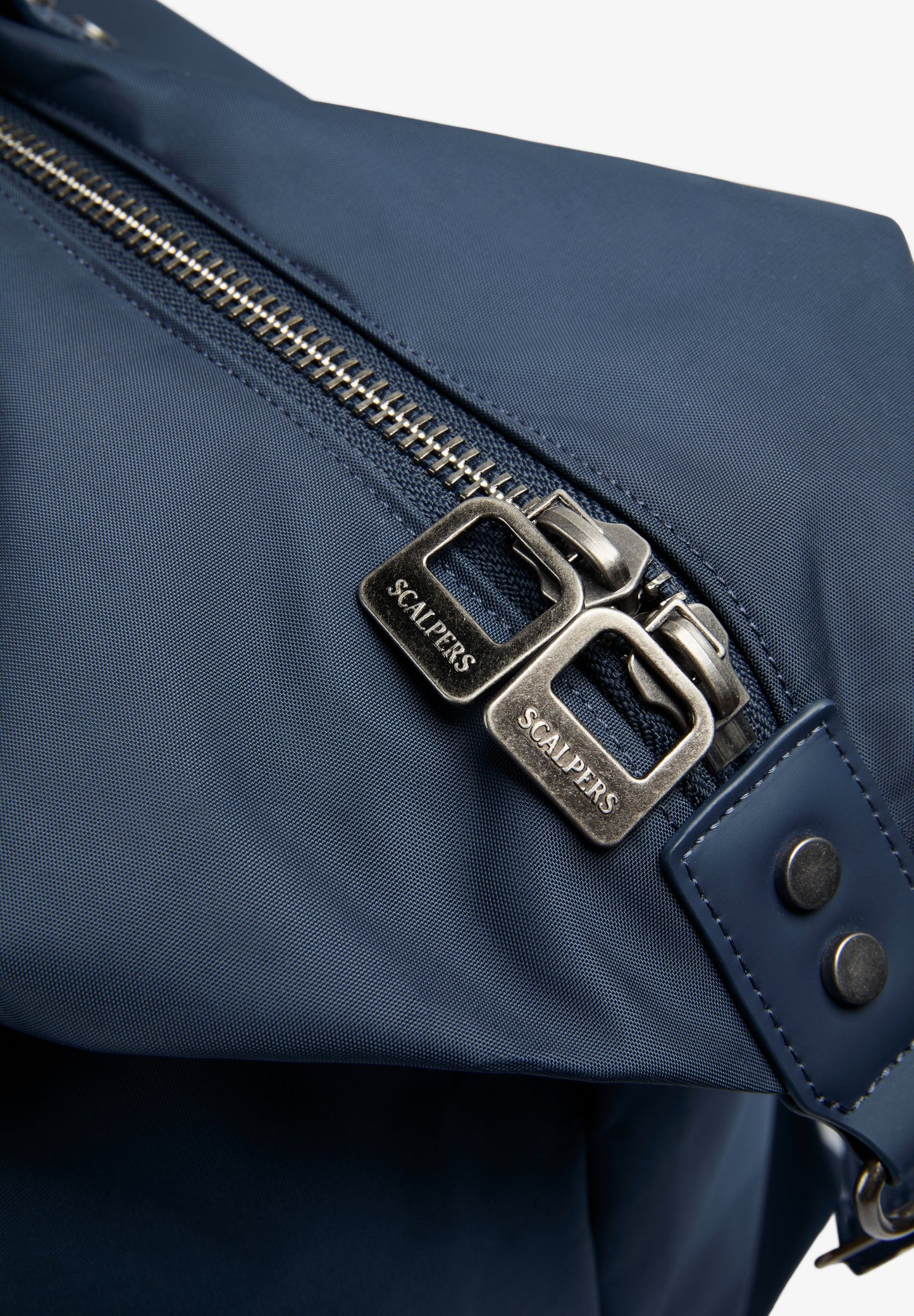 TECHNICAL TRAVEL BAG