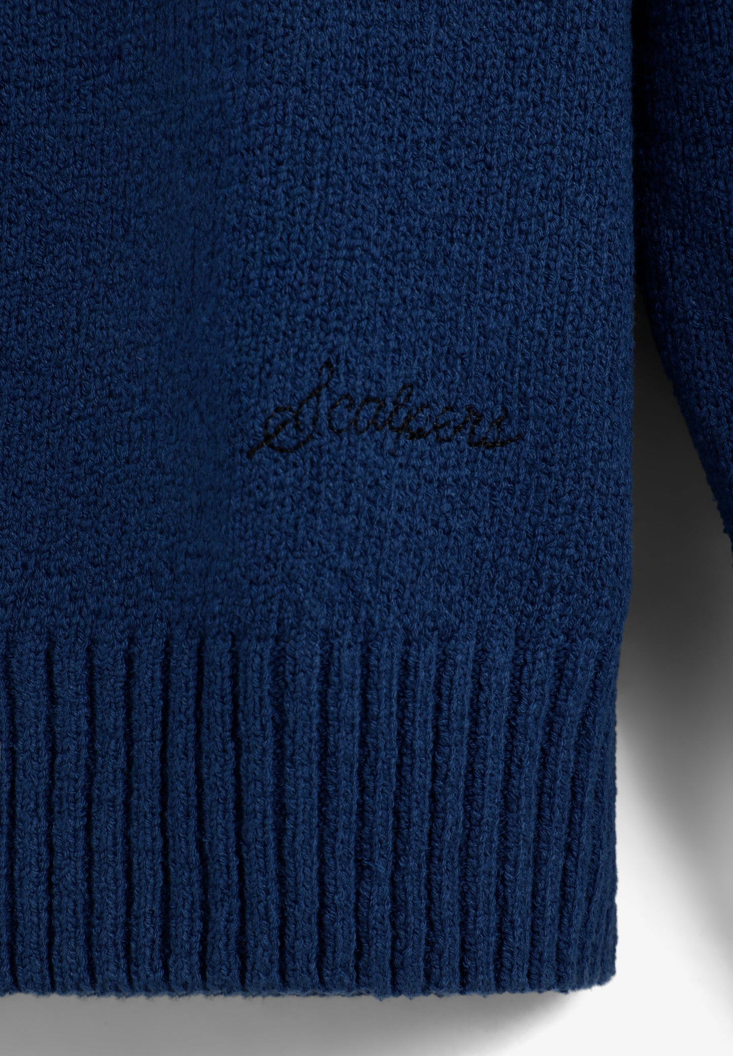 FINE KNIT SWEATER