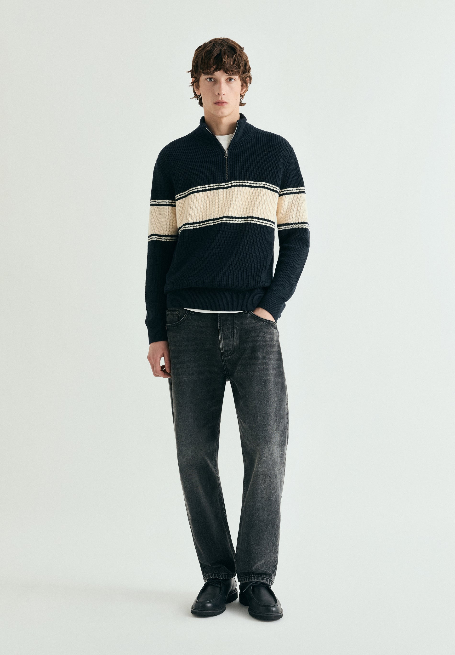 STRICKPULLOVER MIT ROLLKRAGEN