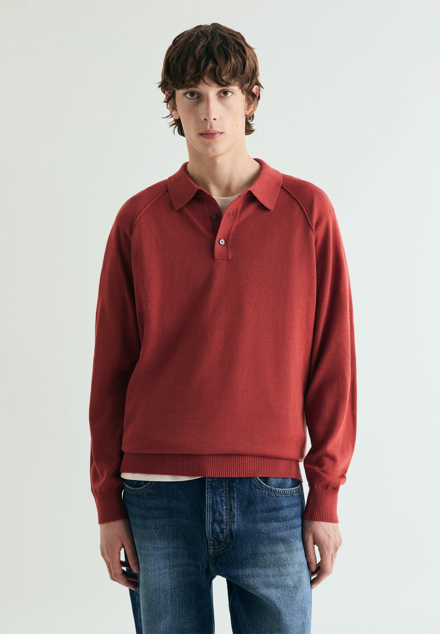 PULLOVER MIT POLOKRAGEN UND RAGLANÄRMELN