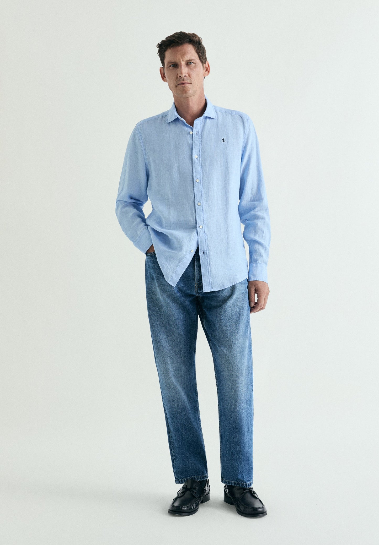 SLIM FIT LINEN SHIRT