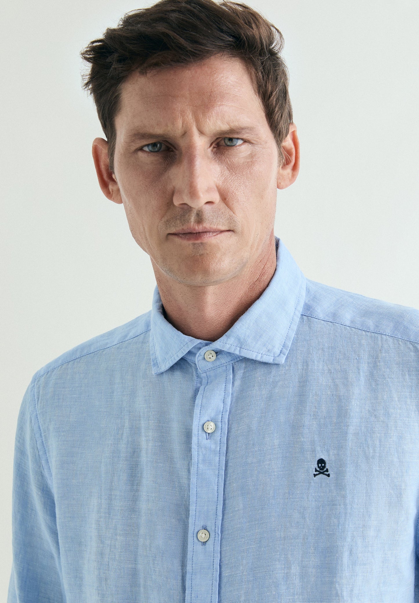 SLIM FIT LINEN SHIRT