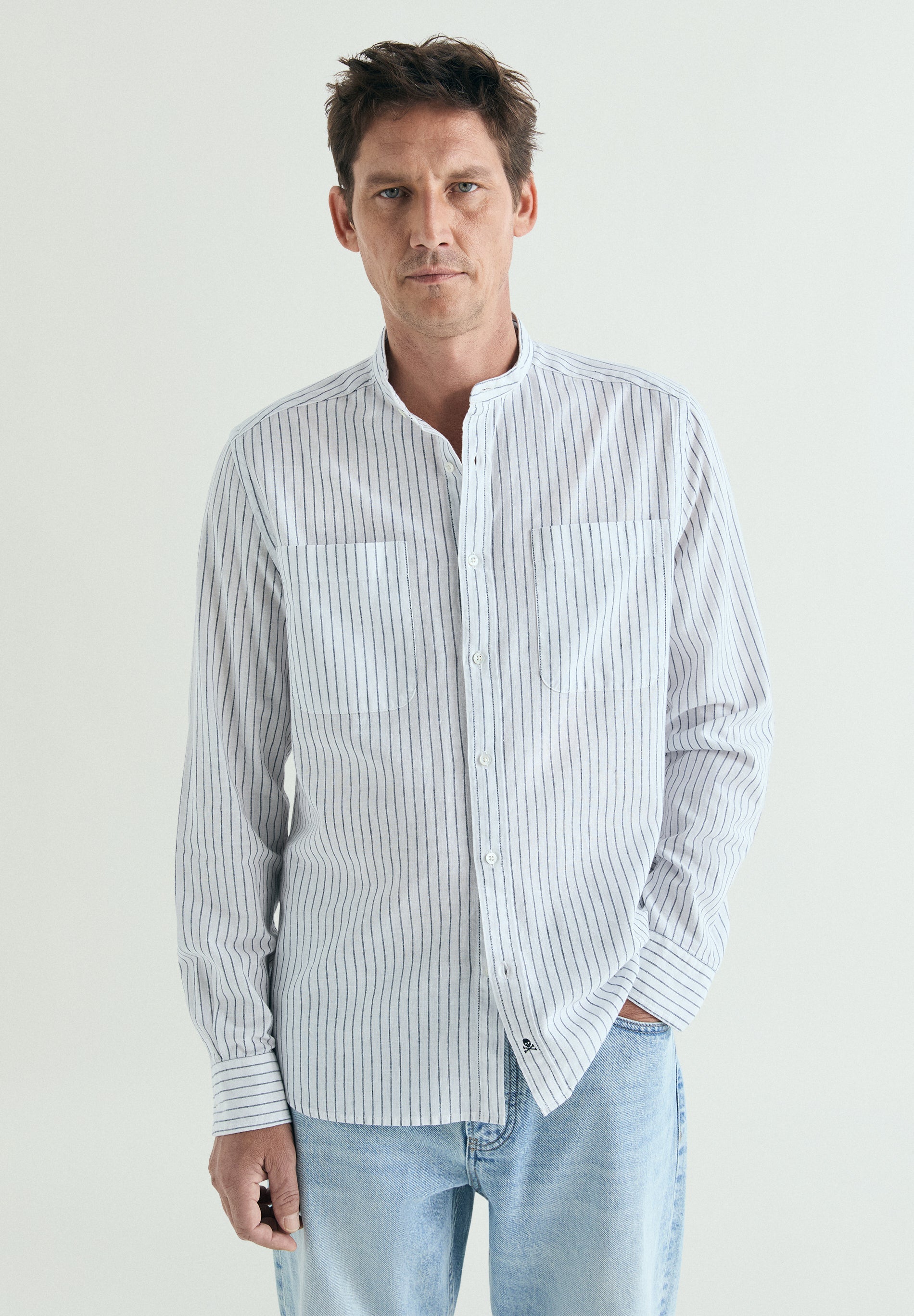 SHIRT WITH POCKETS AND STAND-UP COLLAR