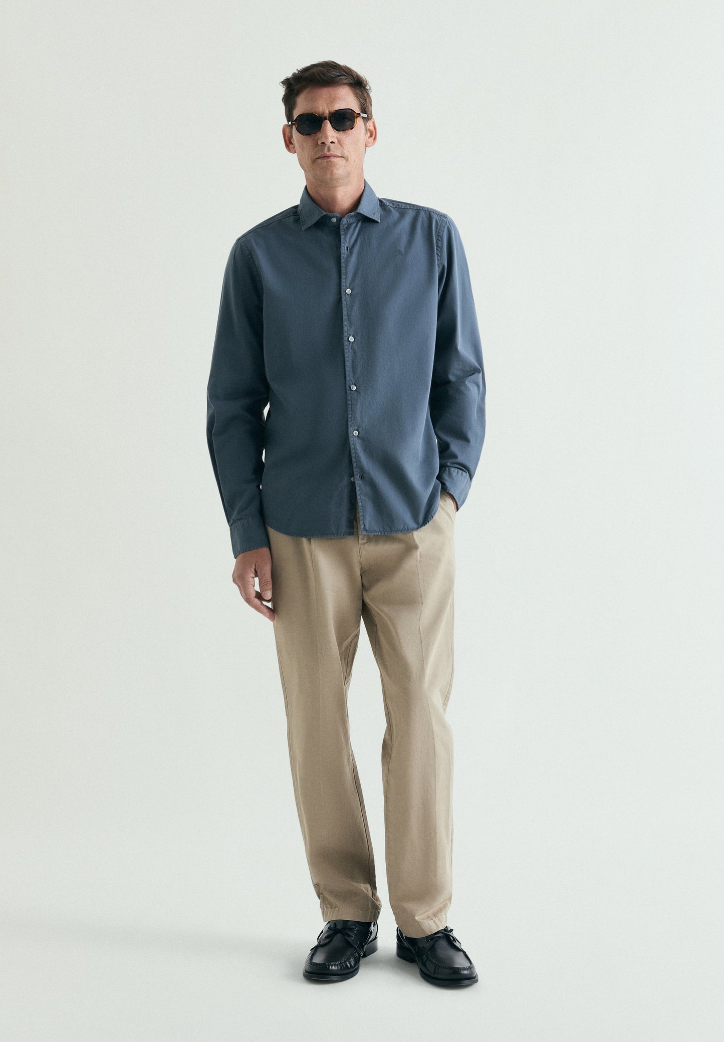 REGULAR FIT-HEMD MIT STICKEREI