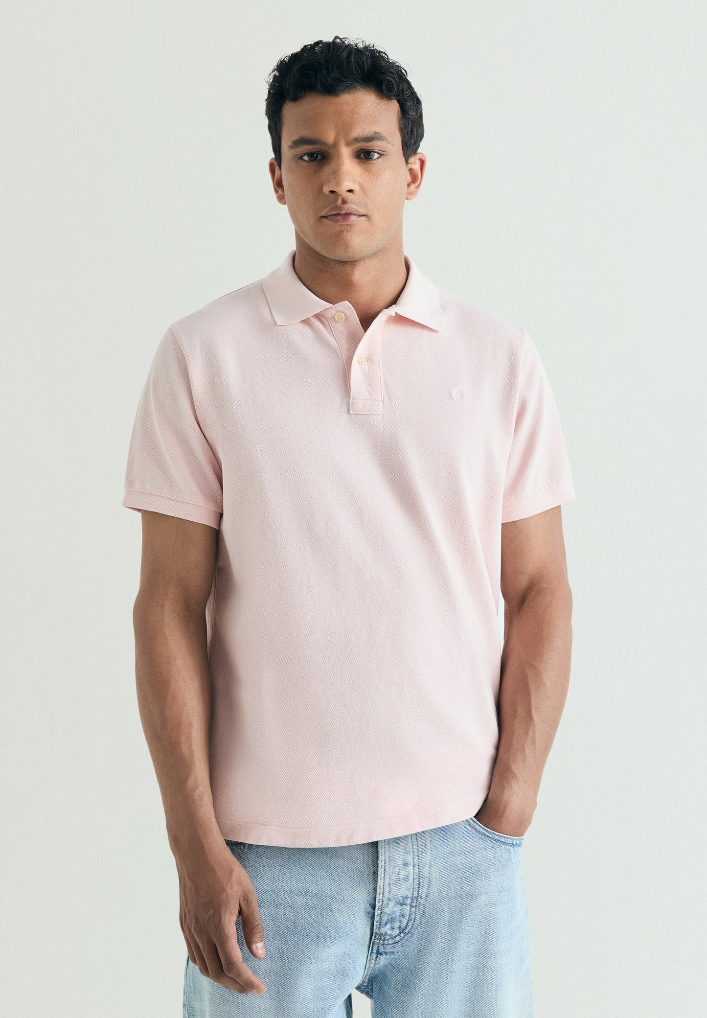 PIKEE-POLOSHIRT MIT STICKEREI