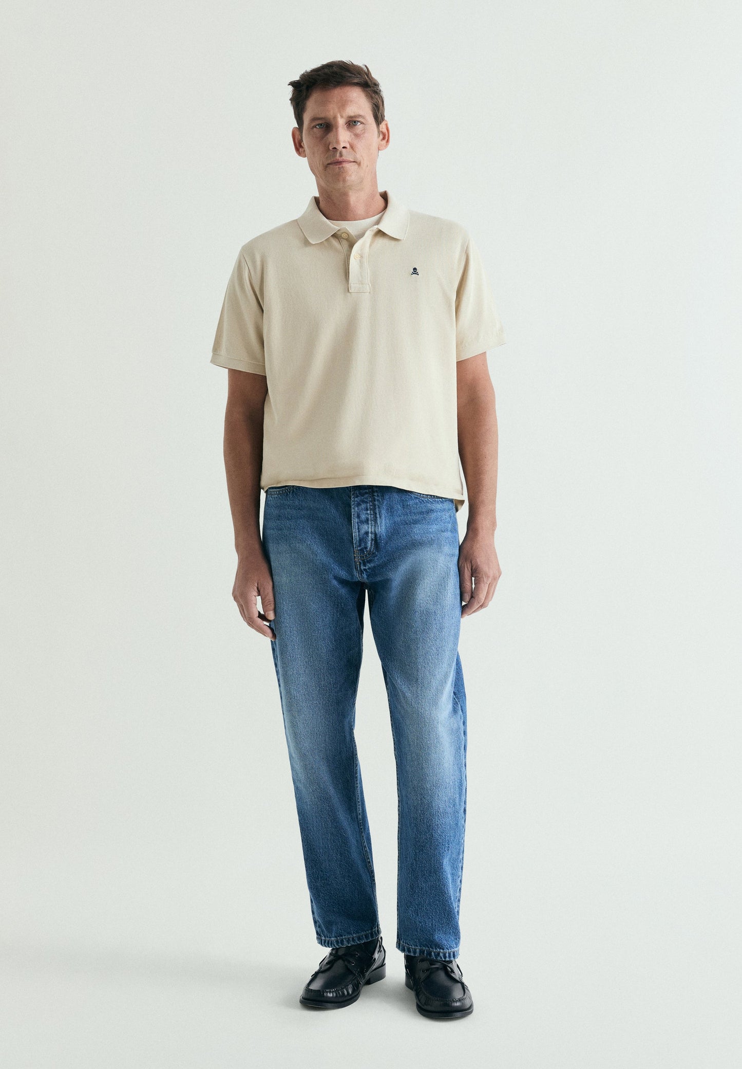 PIQUÉ POLO SHIRT WITH CONTRAST EMBROIDERY
