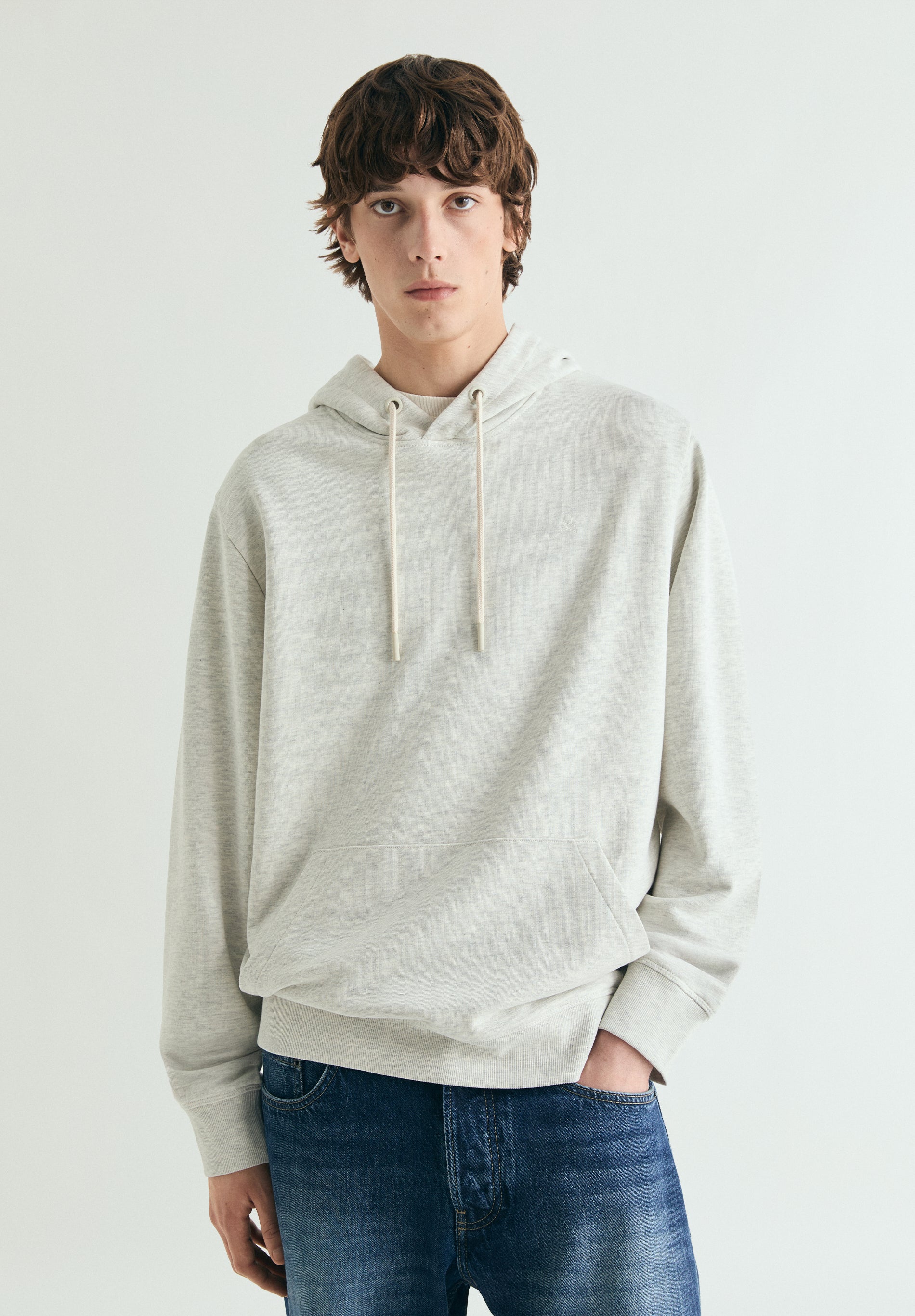 EMBROIDERED HOODIE