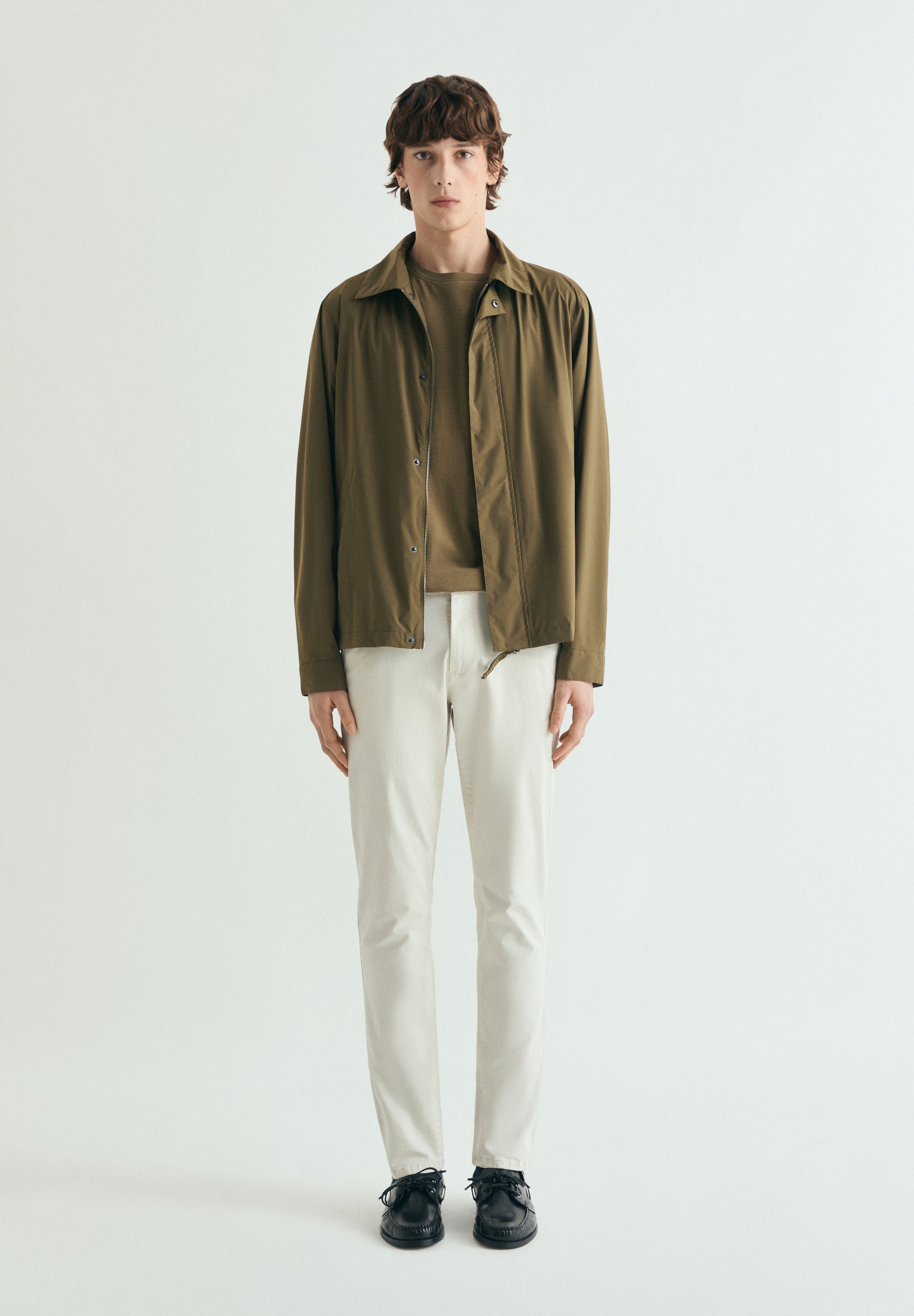 T-SHIRT BRODÉ COUPE DROITE