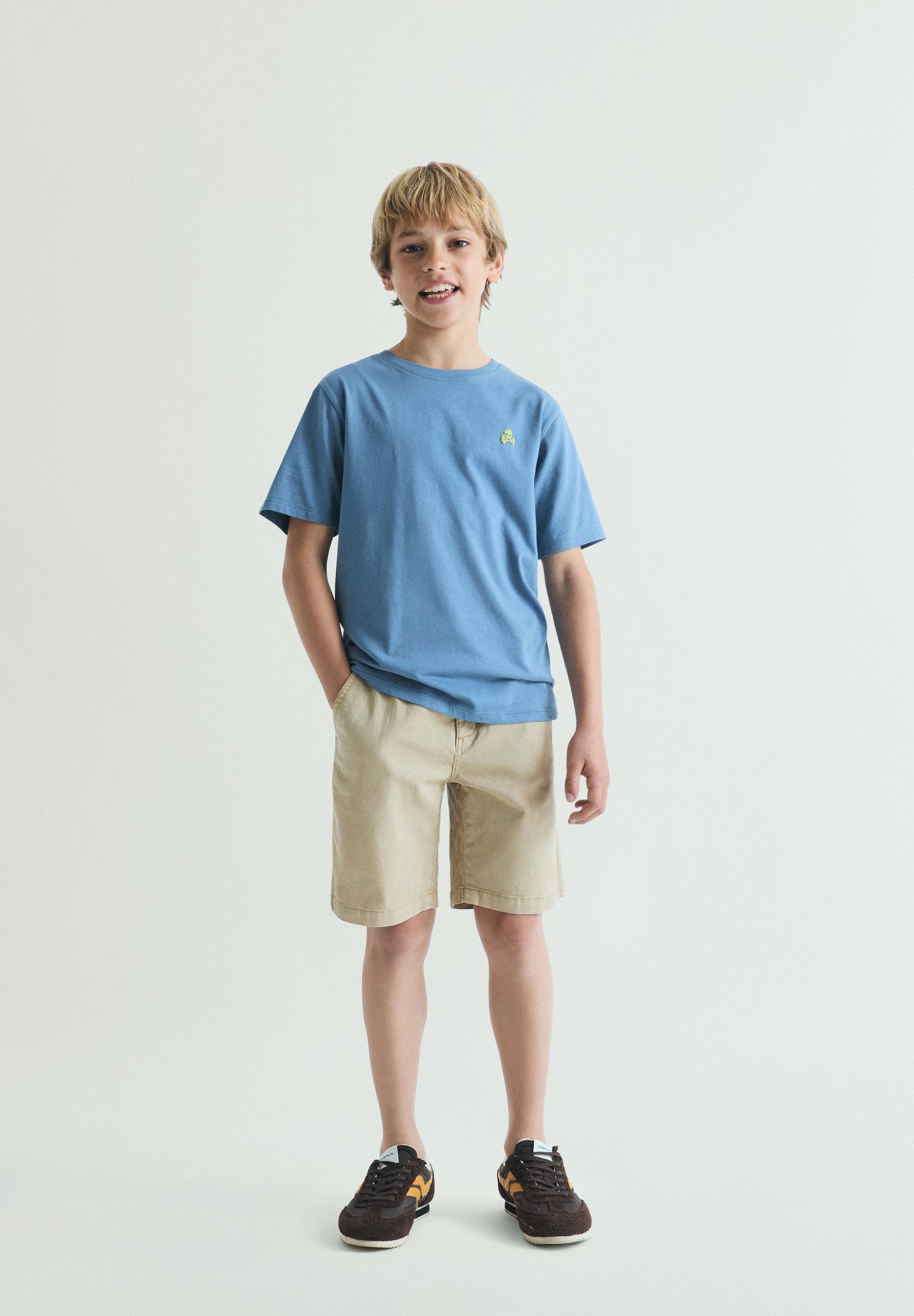 CLASSIC BERMUDA SHORTS