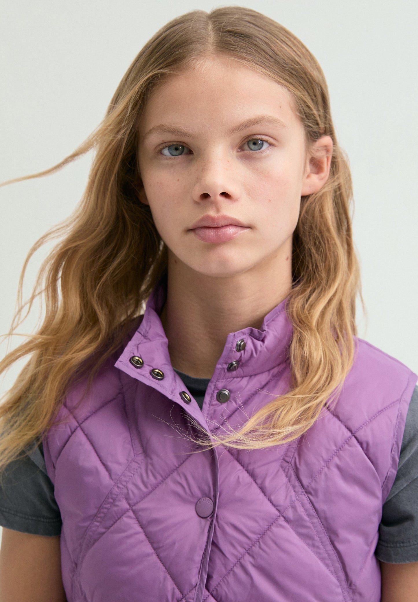 STEPPWESTE MIT ZIERNÄHTEN