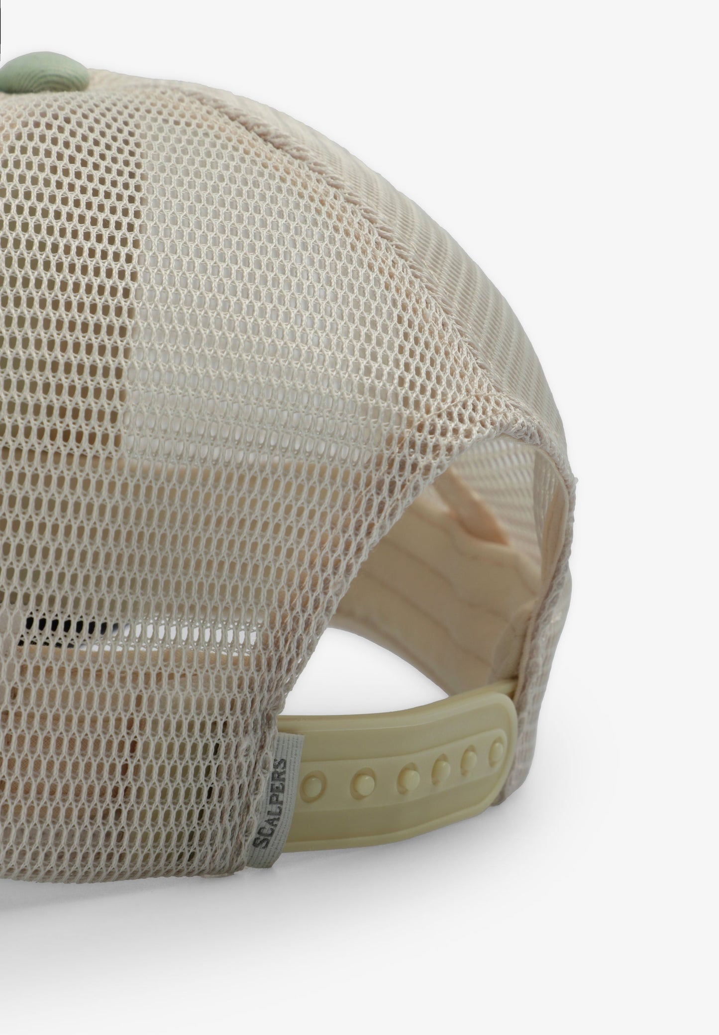 CASQUETTE BRODÉE CONTRASTANTE