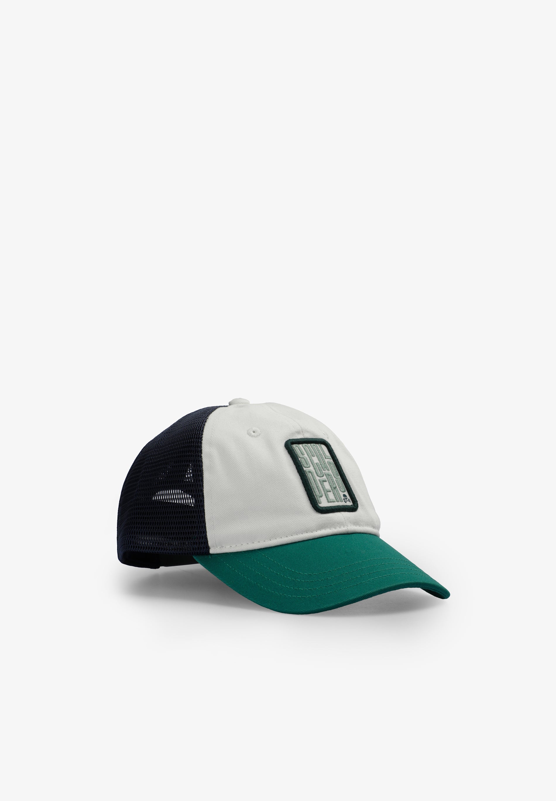 TRUCKER CAP WITH PATCH