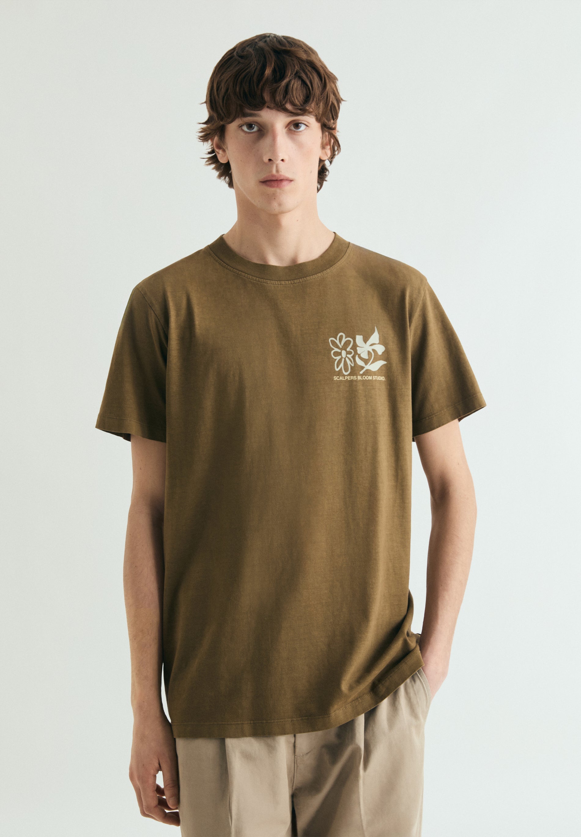 BLOOM PRINT T-SHIRT